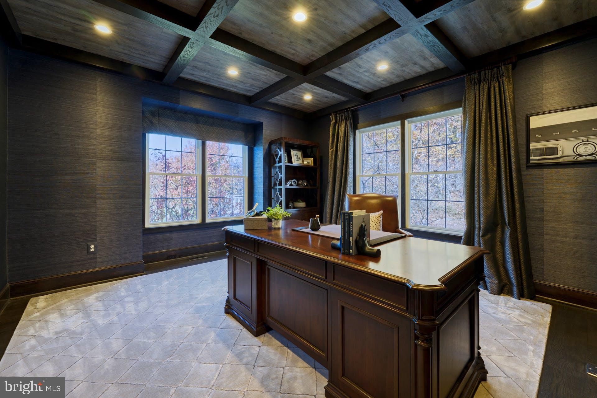 40280 SPECTACULAR BID PLACE