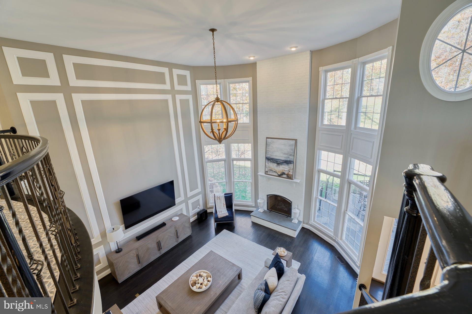 40280 SPECTACULAR BID PLACE