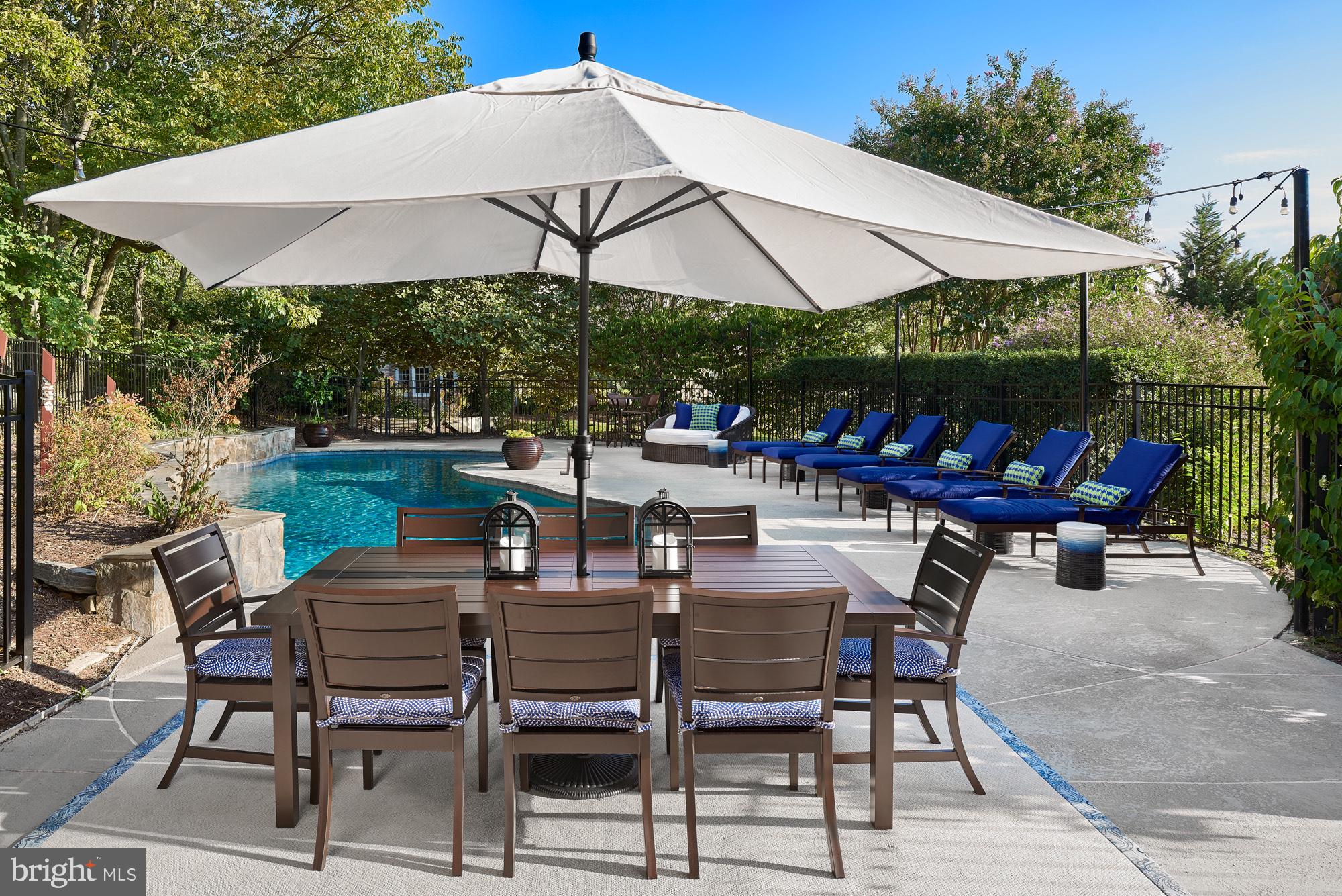 40280 SPECTACULAR BID PLACE