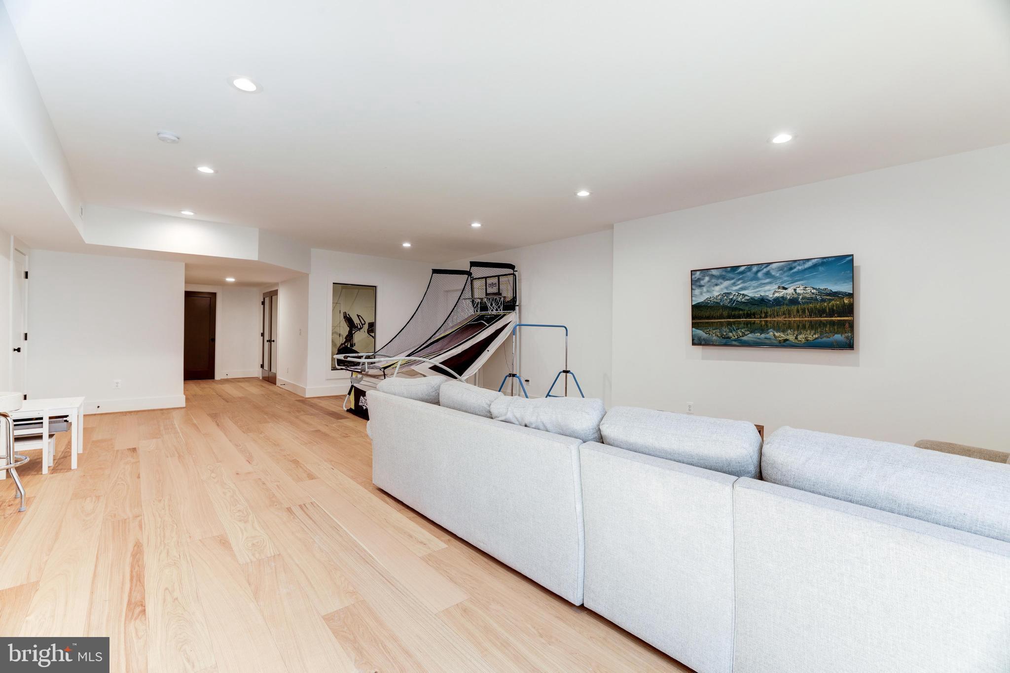 42981 CULPS HILL LANE