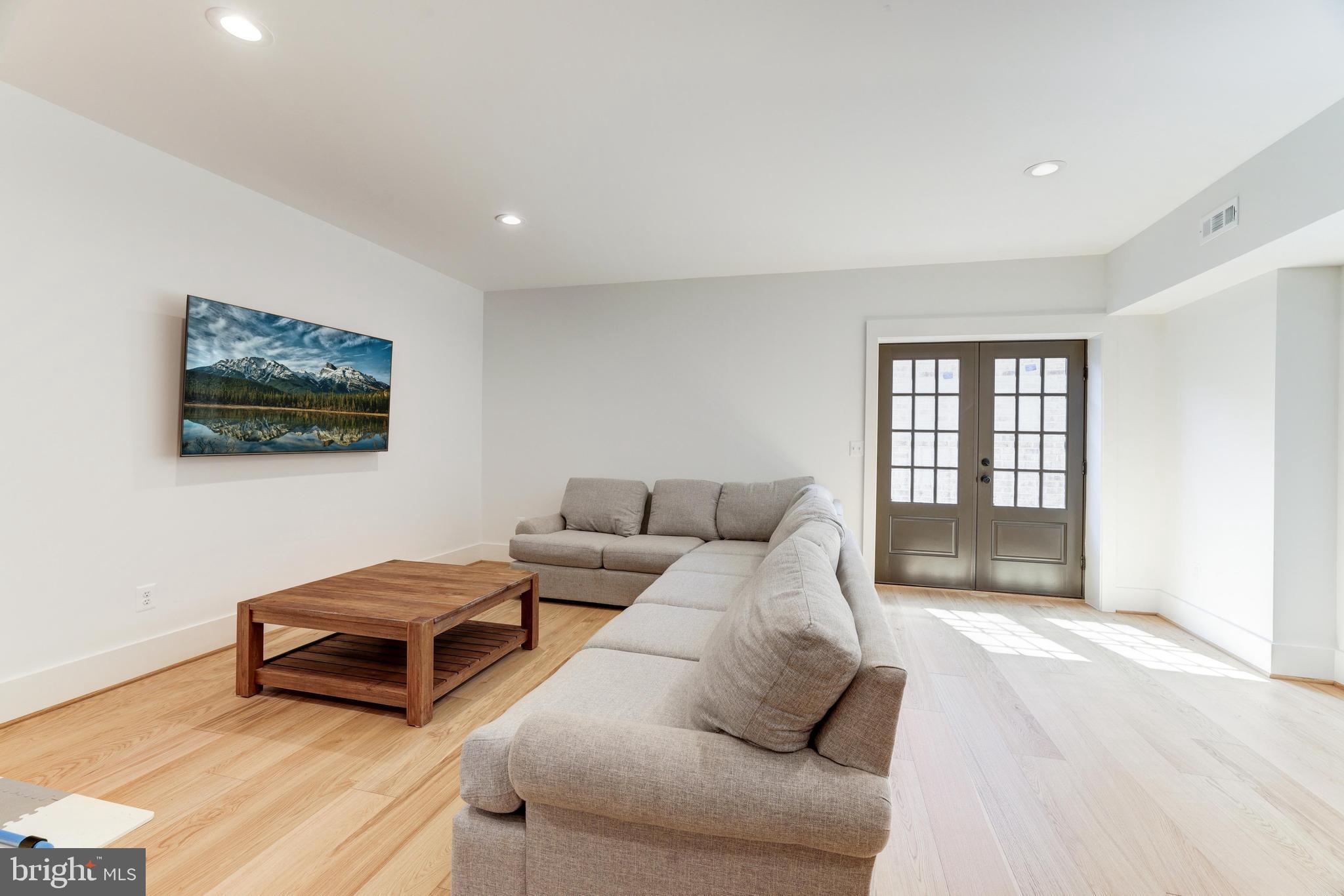 42981 CULPS HILL LANE