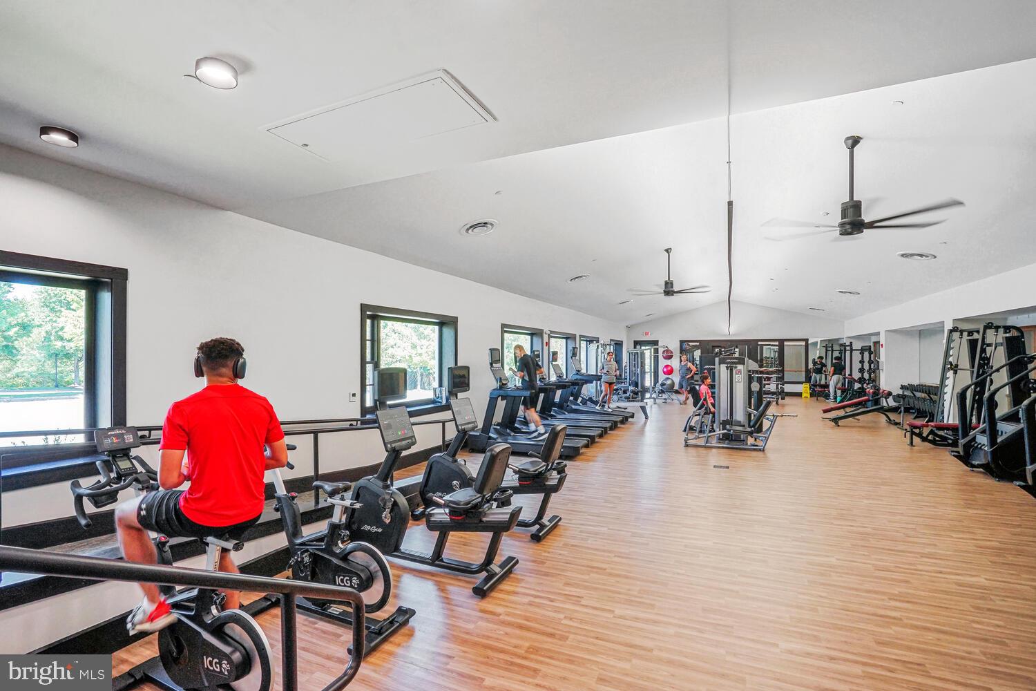 19188 GREYSTONE SQUARE