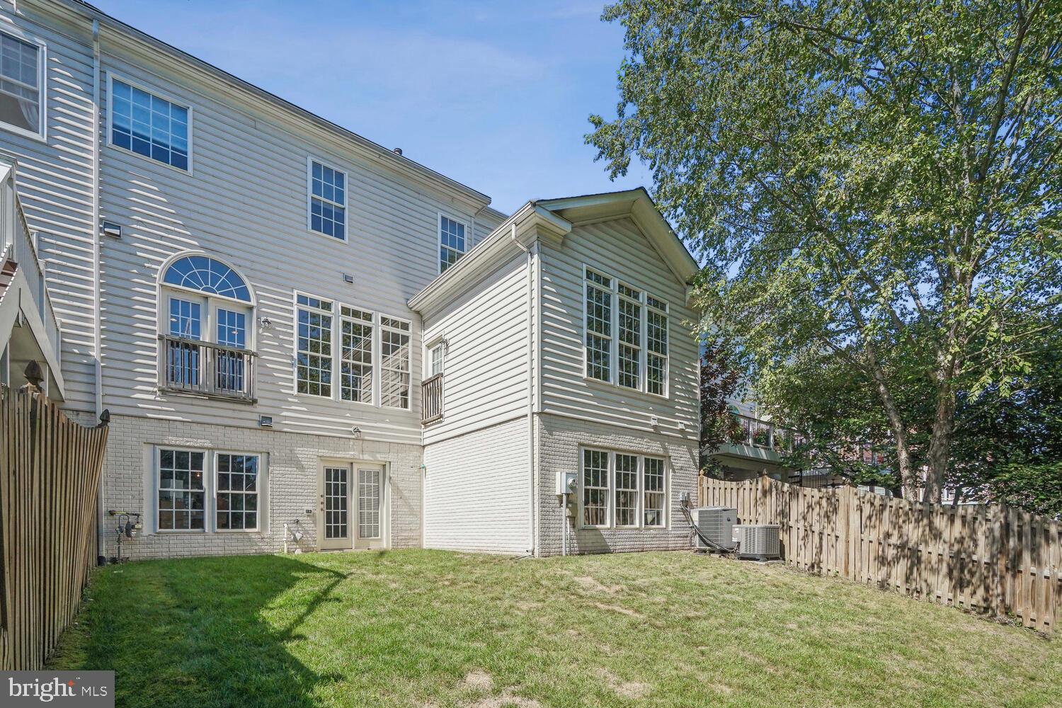 19188 GREYSTONE SQUARE