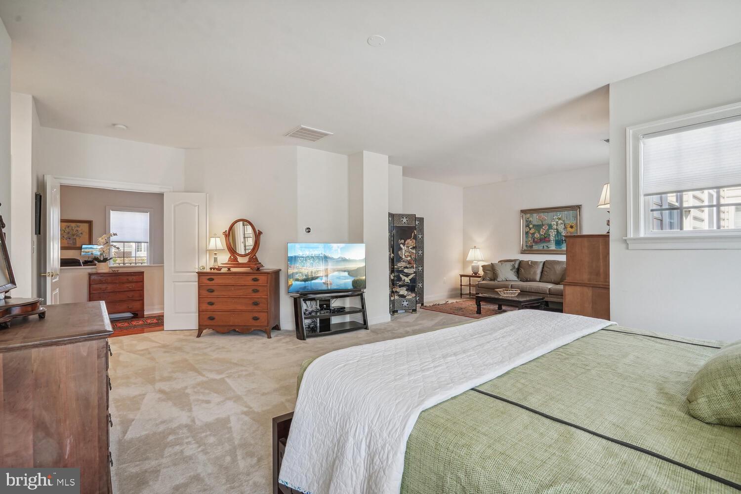 19188 GREYSTONE SQUARE