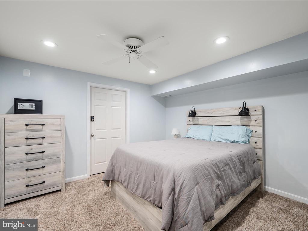 39918 CANTERFIELD COURT