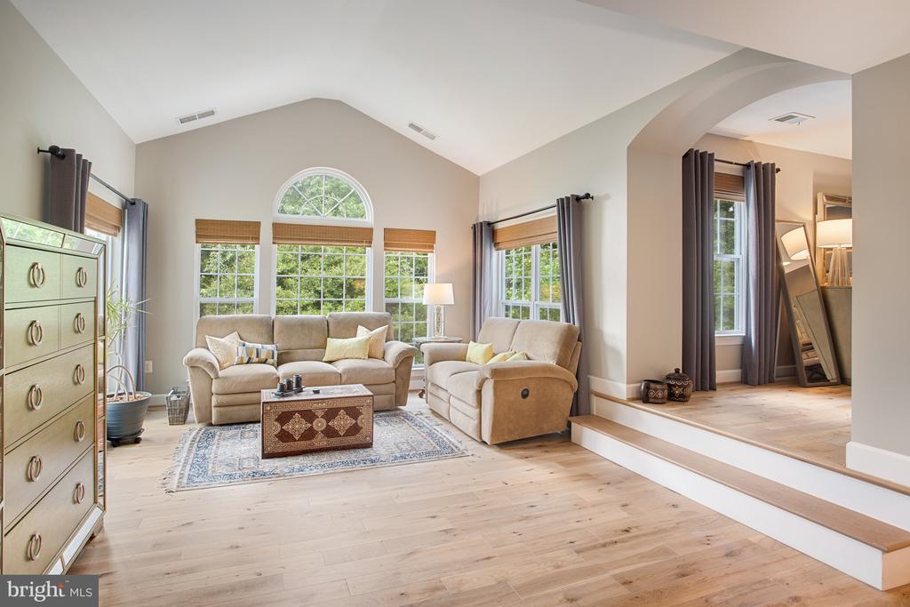 16340 SANDY RIDGE COURT