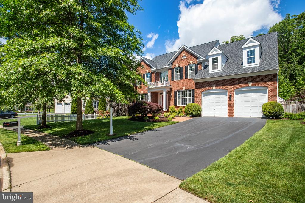 16340 SANDY RIDGE COURT
