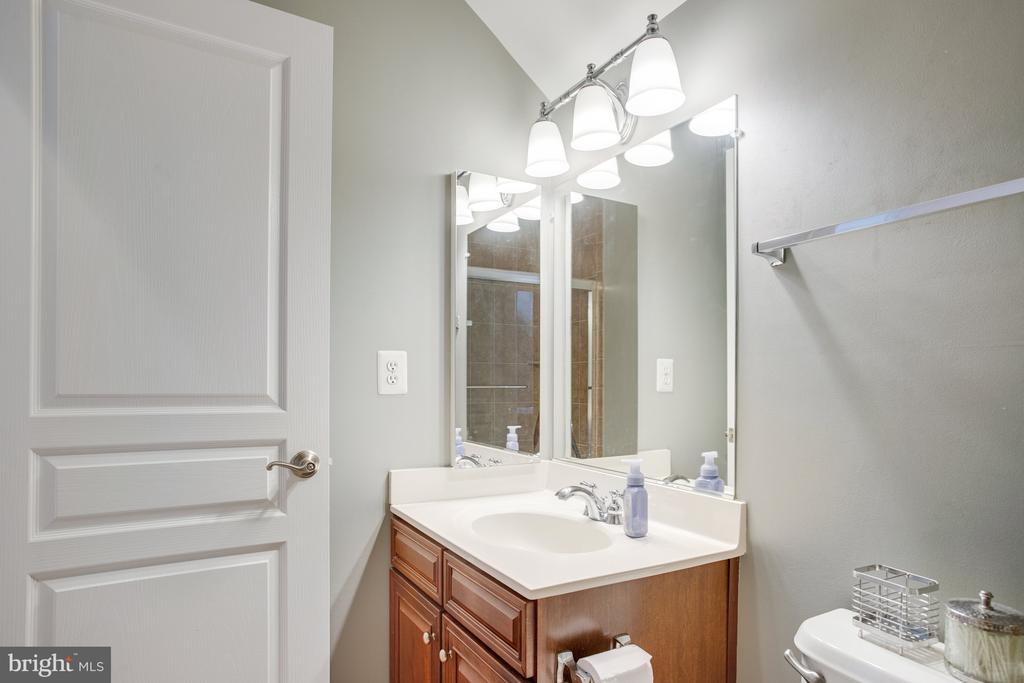 16340 SANDY RIDGE COURT