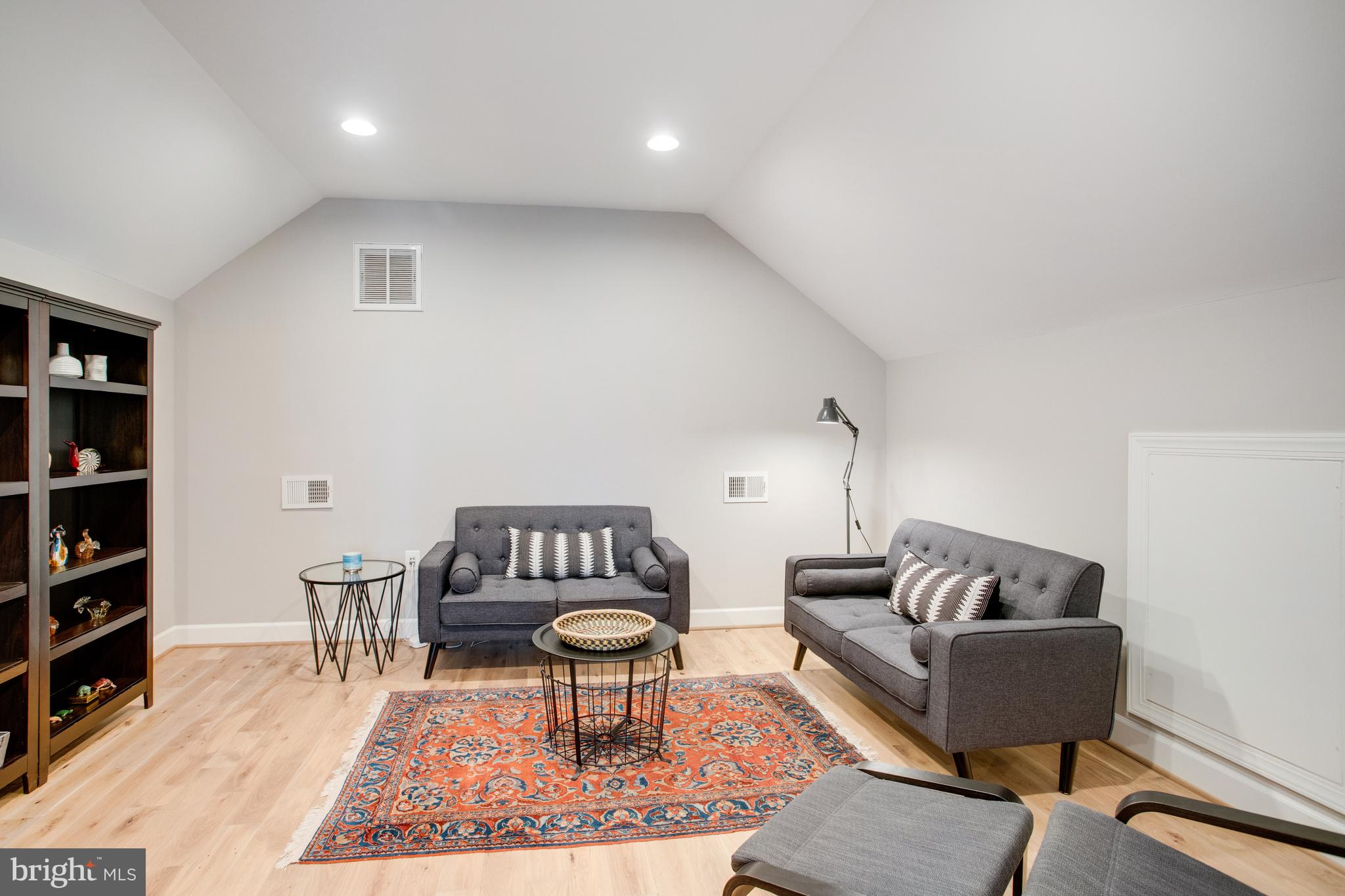 16340 SANDY RIDGE COURT