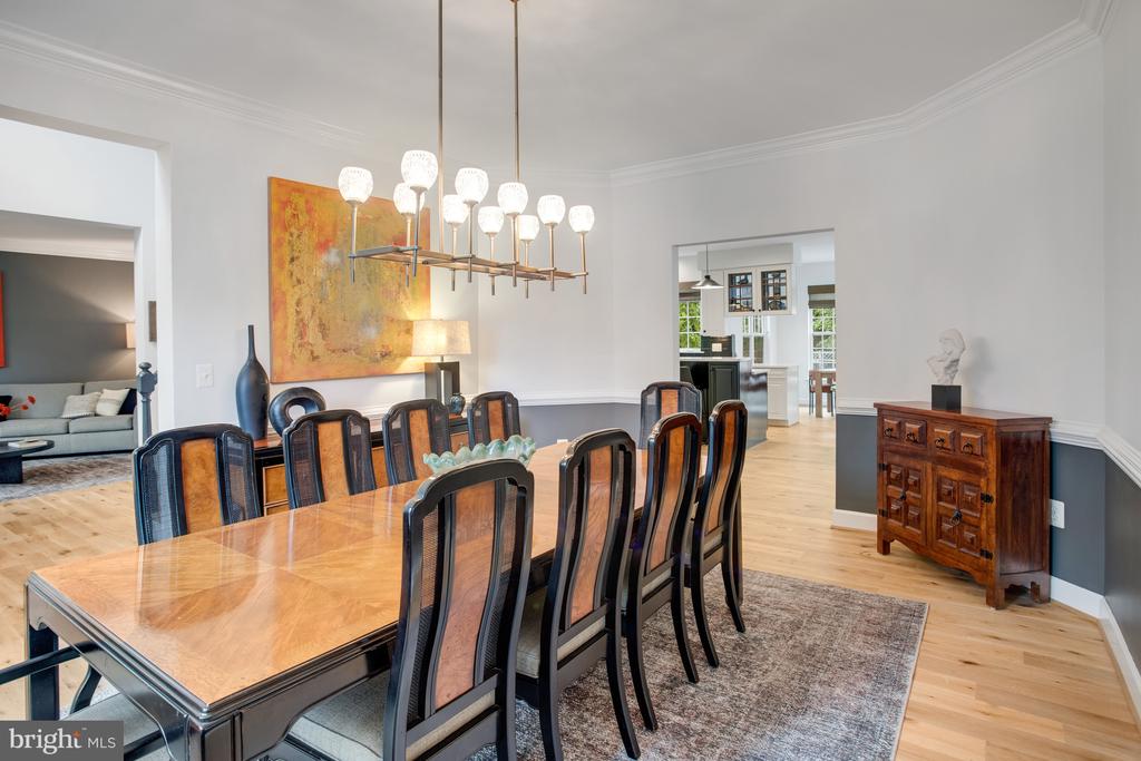 16340 SANDY RIDGE COURT