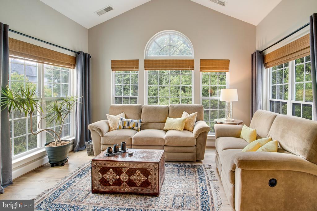 16340 SANDY RIDGE COURT