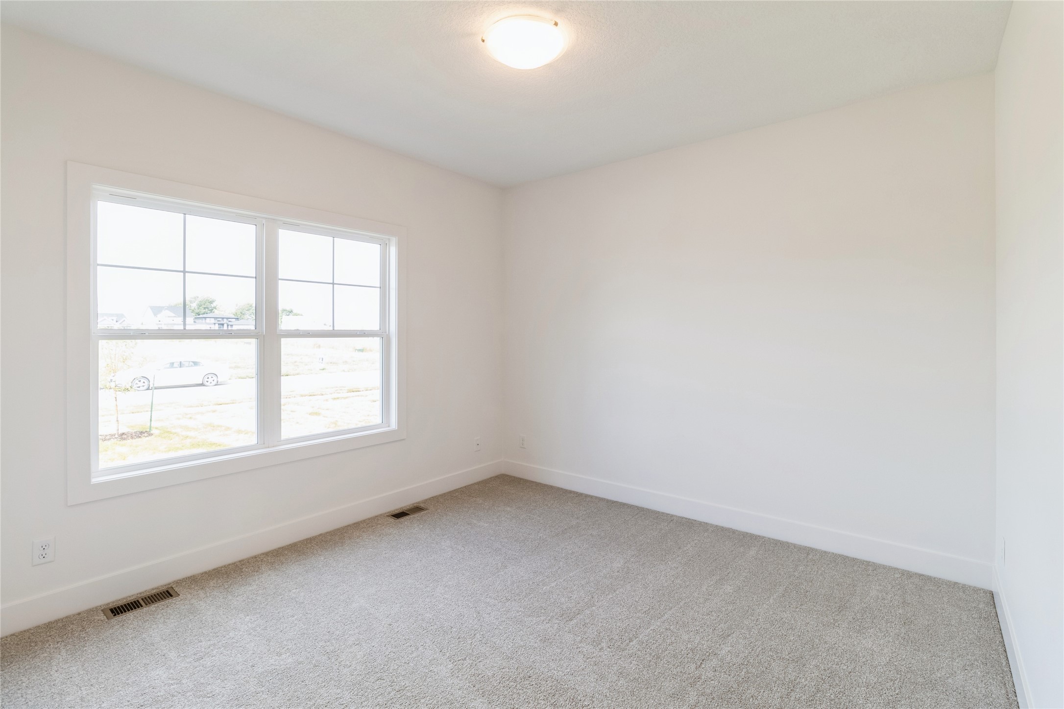 2801 NW Linwood Court