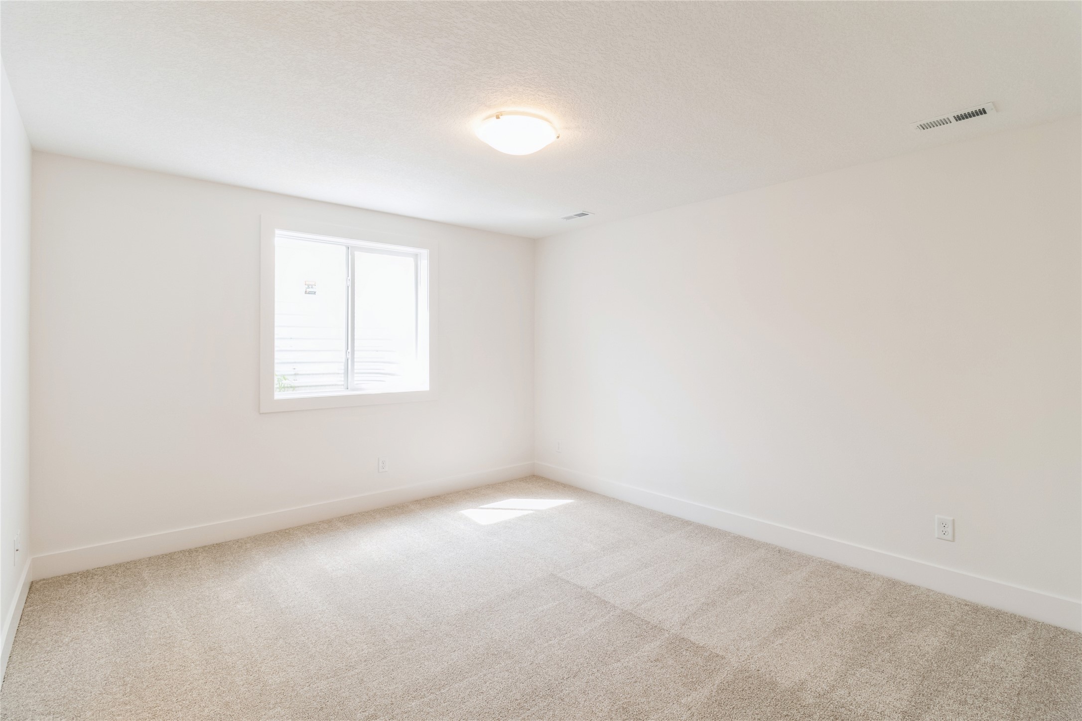 2801 NW Linwood Court