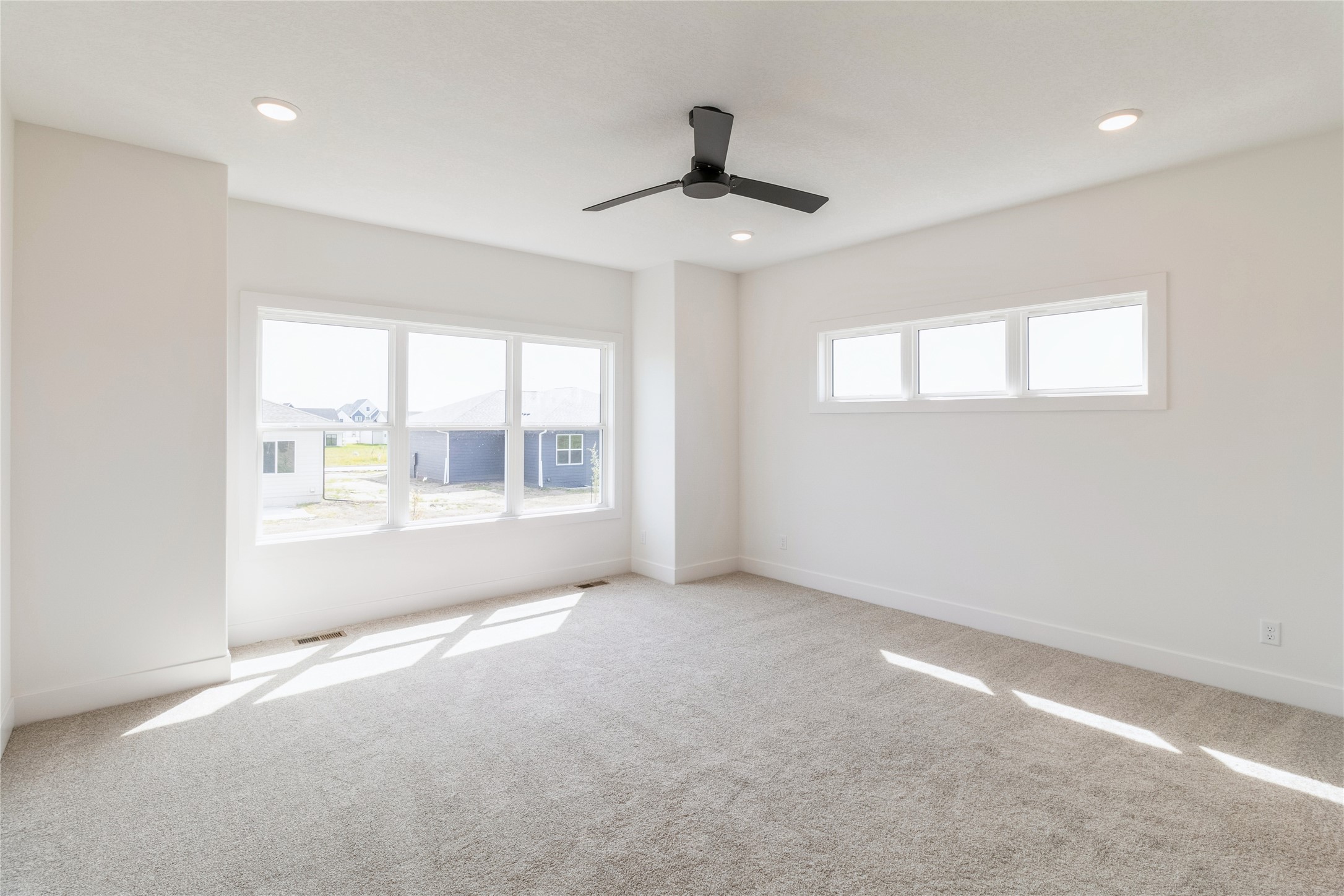 2801 NW Linwood Court