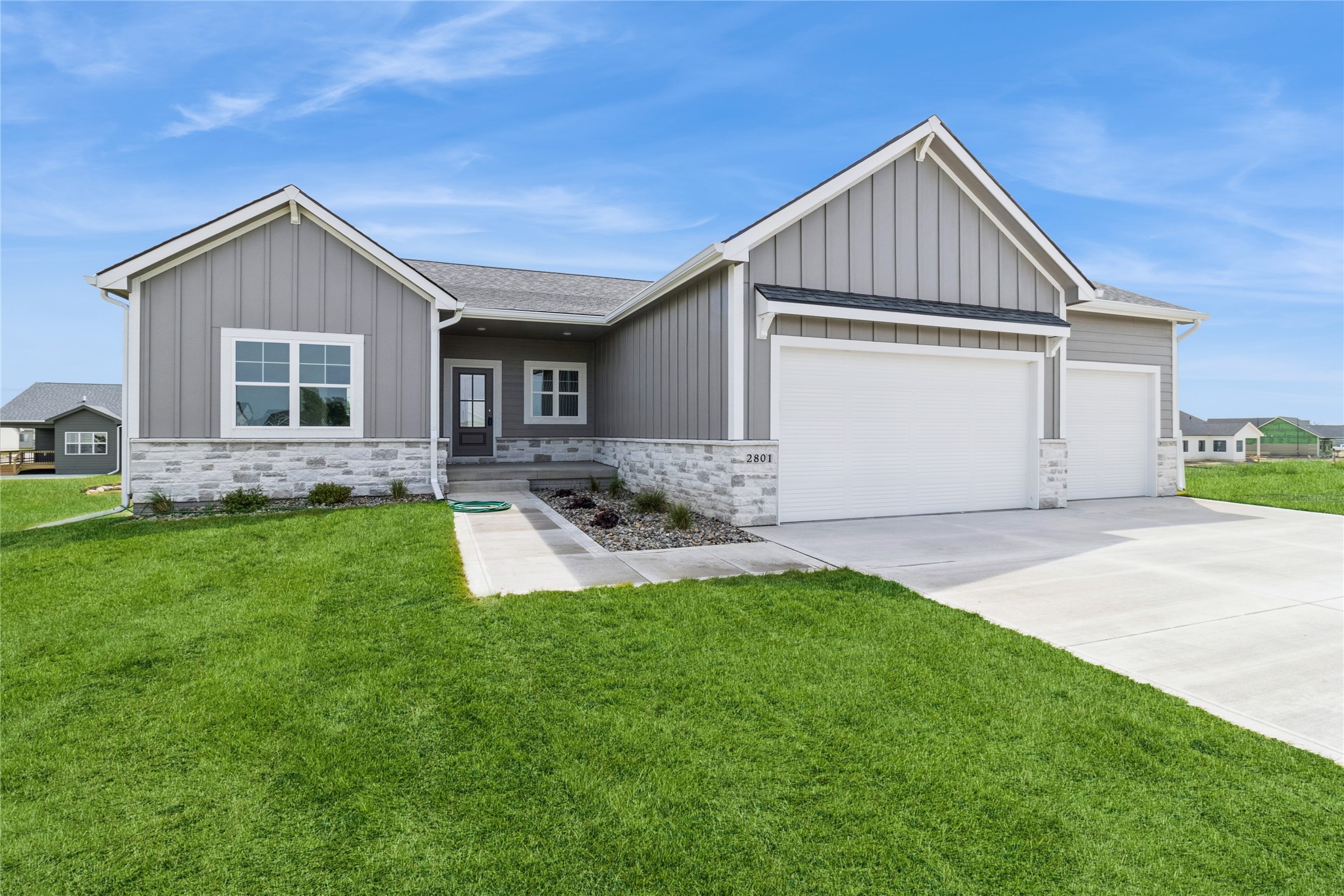 2801 NW Linwood Court