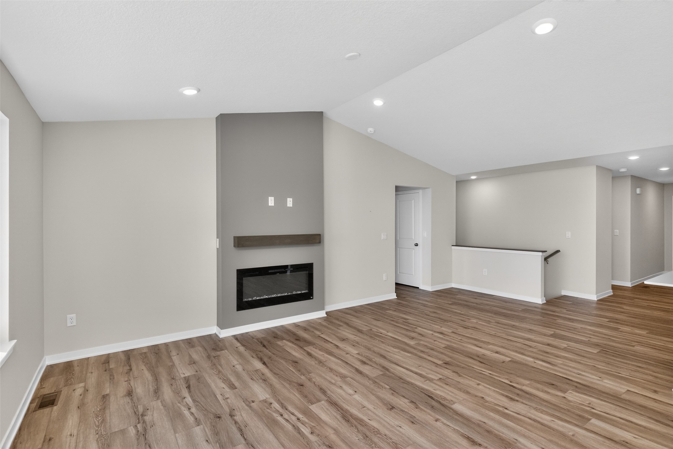 2725 13th Street NE