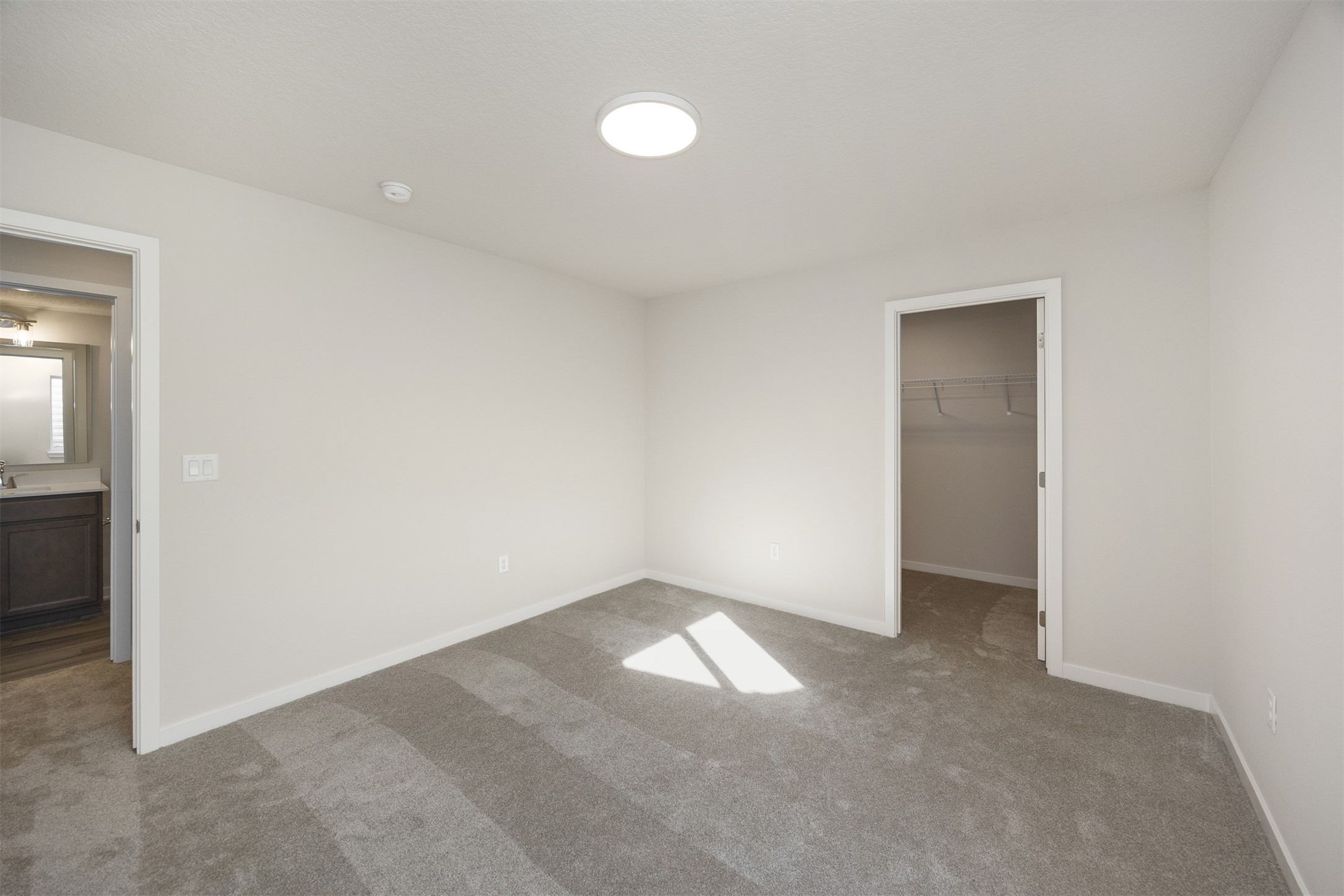 2725 13th Street NE