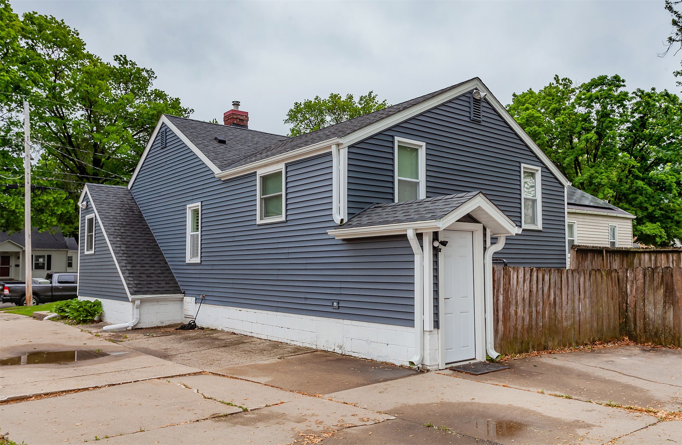 2324 50th Street
