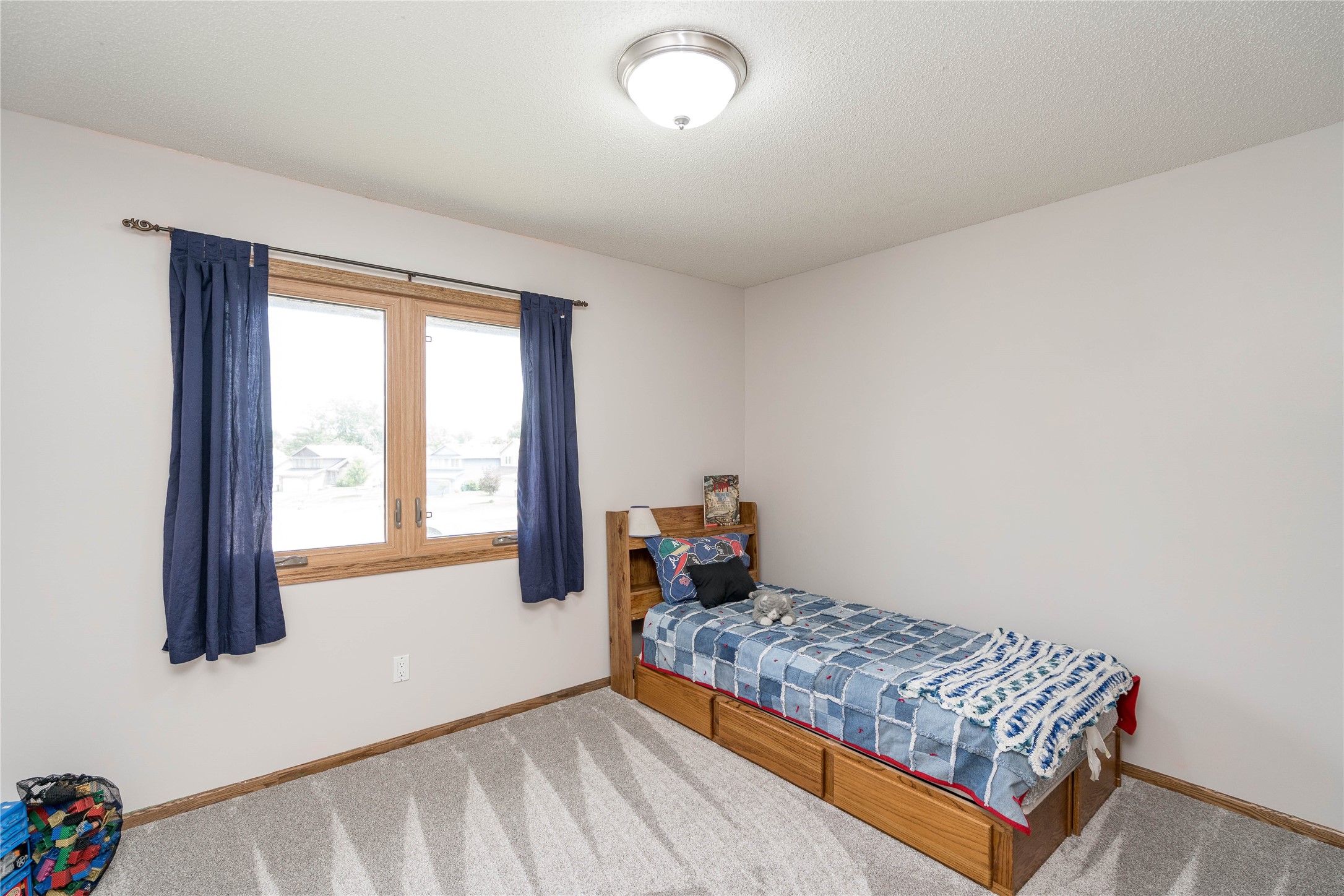 130 SW Meadowlark Court