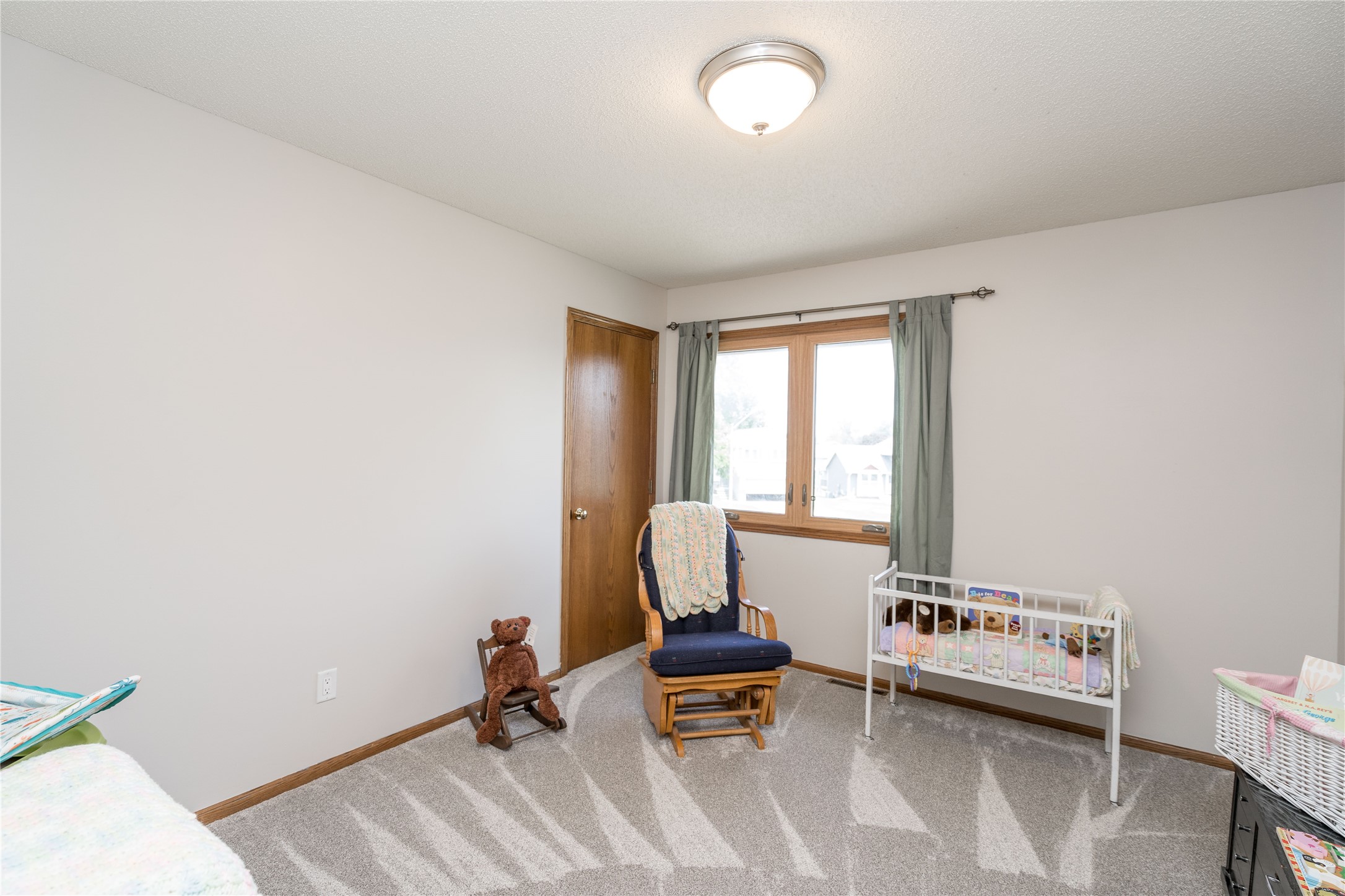 130 SW Meadowlark Court