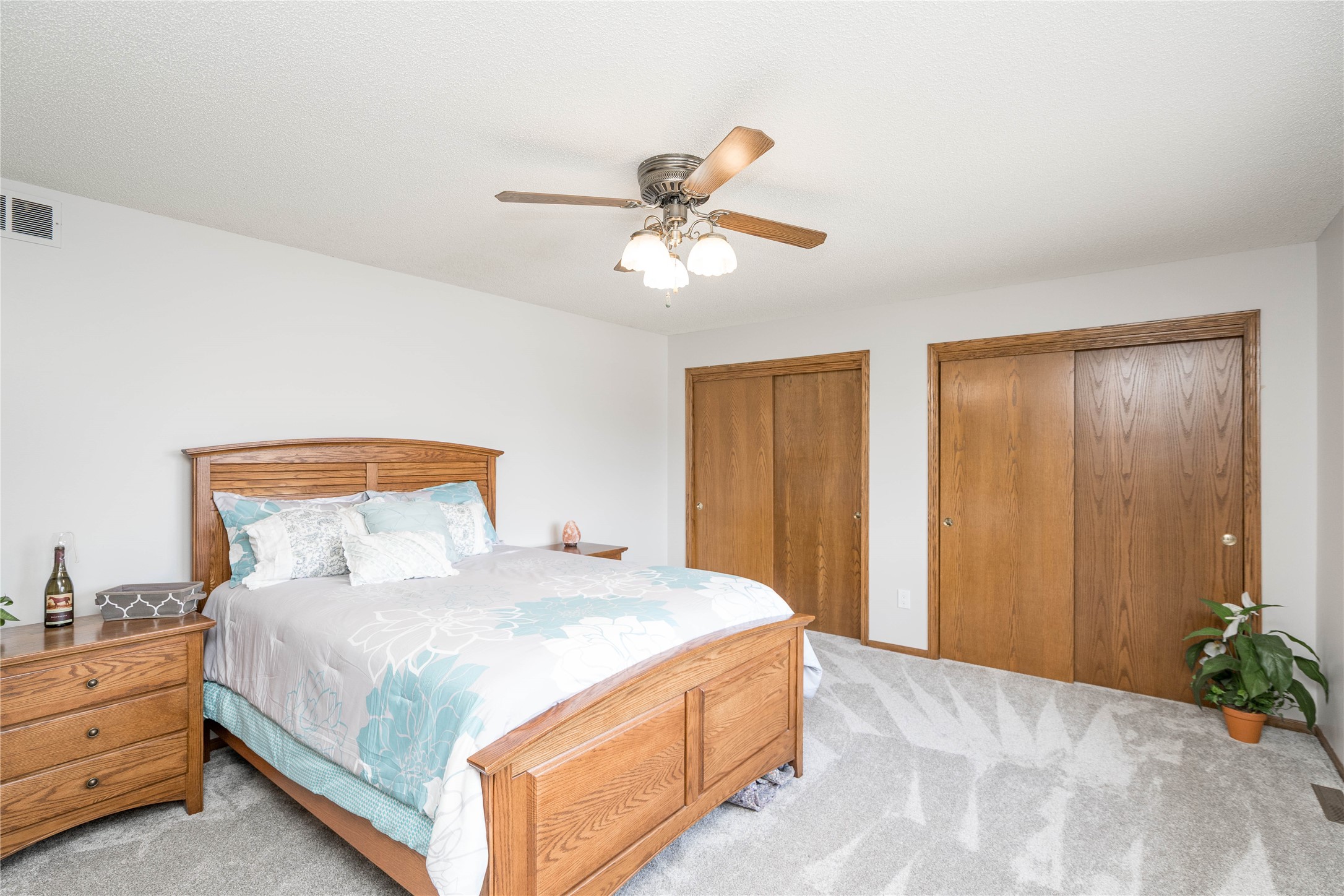 130 SW Meadowlark Court