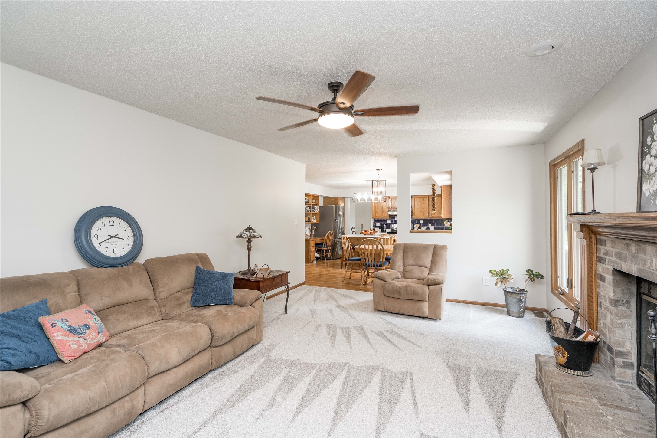 130 SW Meadowlark Court