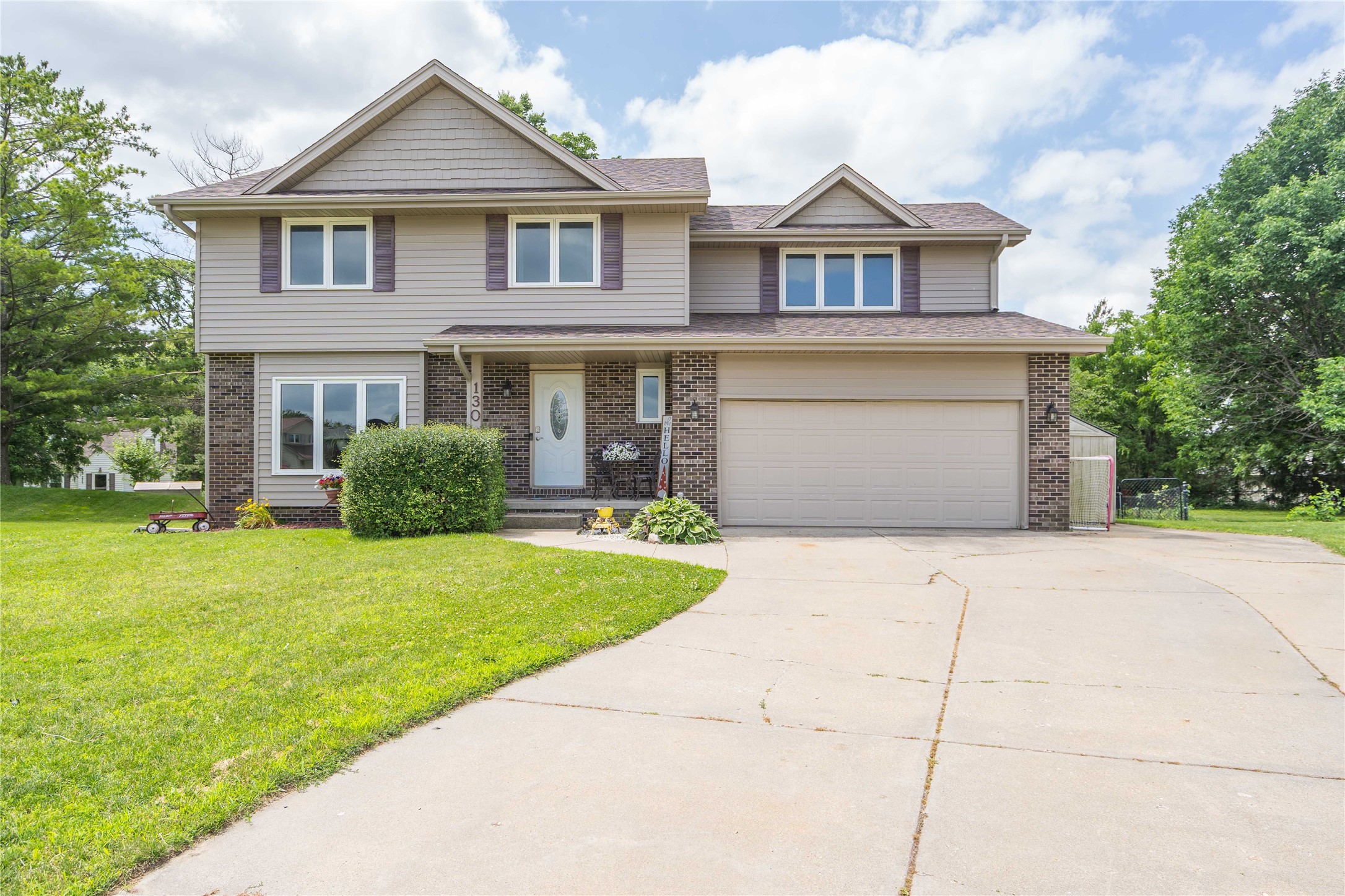 130 SW Meadowlark Court