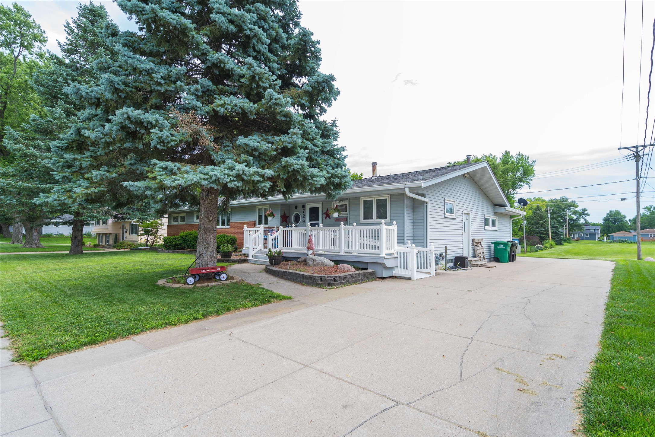 729 SE 3rd Street