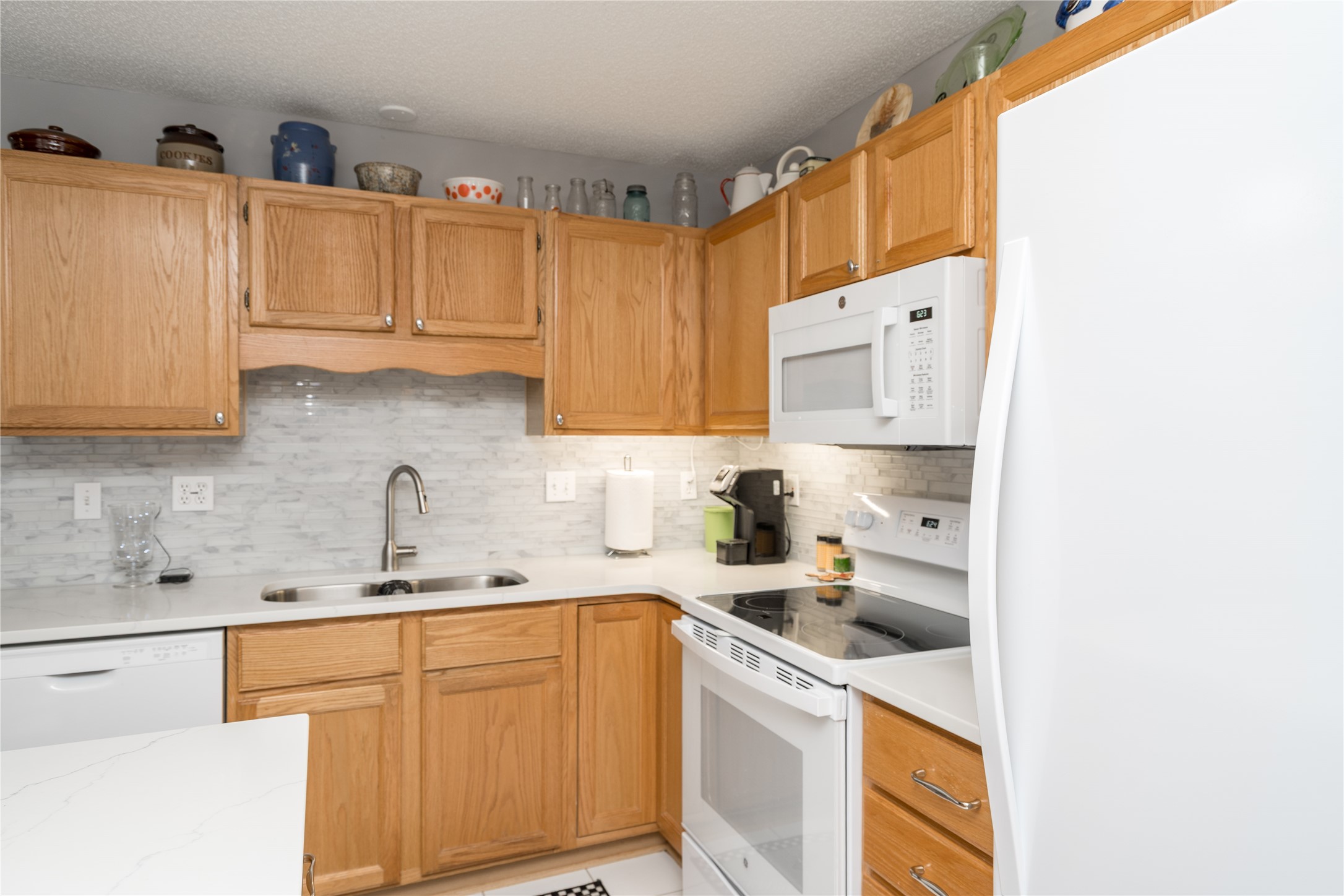 140 NW Georgetown Boulevard 7