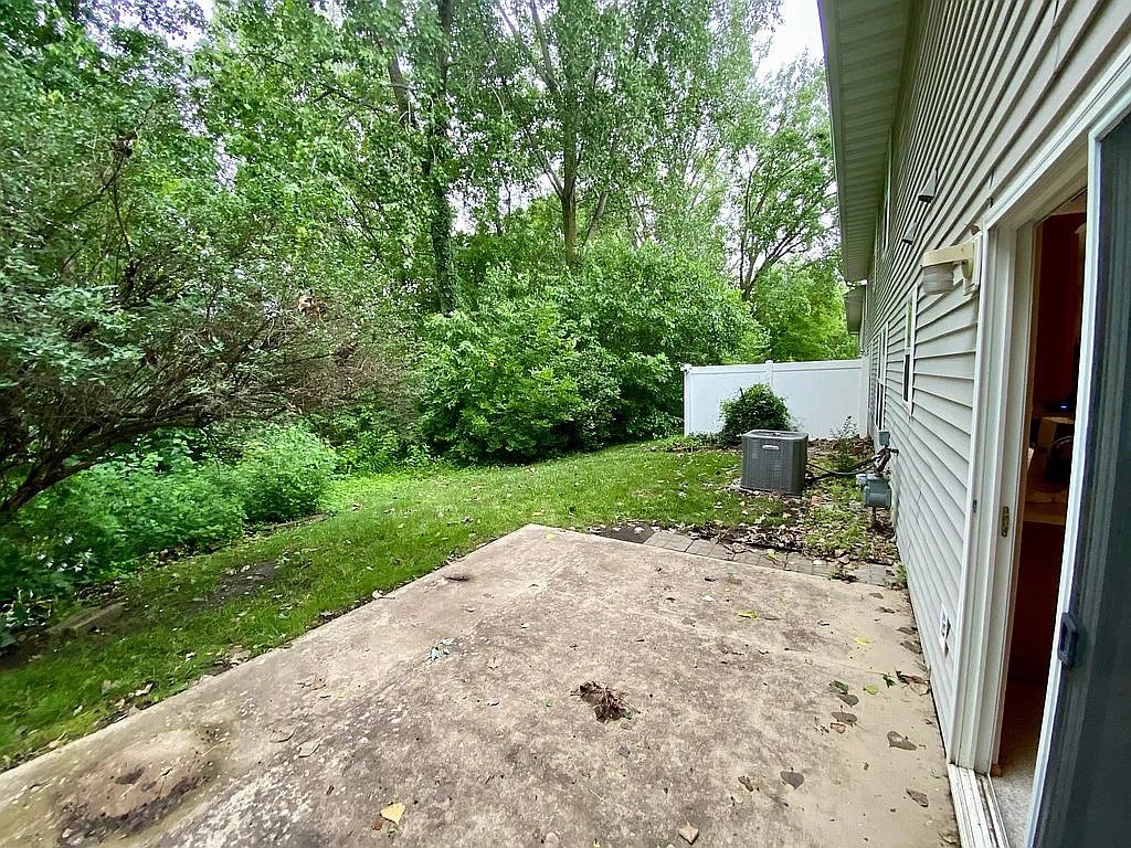 1117 NW Prairie Ridge Drive