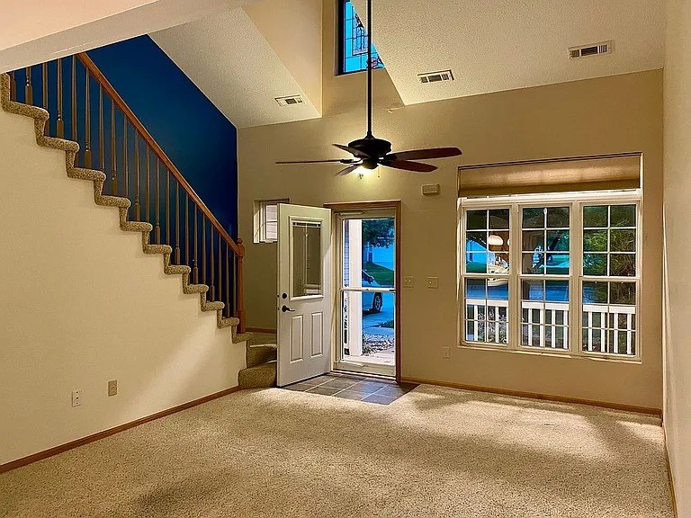 1117 NW Prairie Ridge Drive