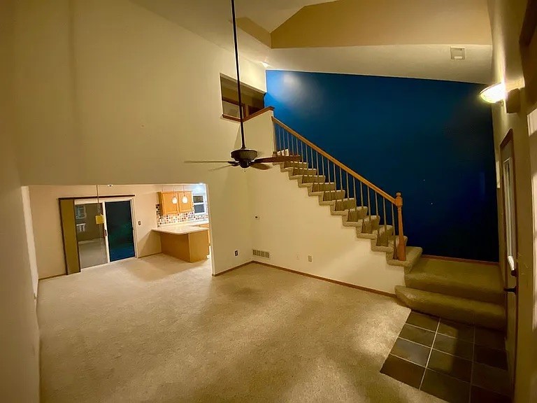 1117 NW Prairie Ridge Drive