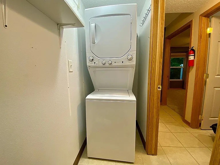 1117 NW Prairie Ridge Drive