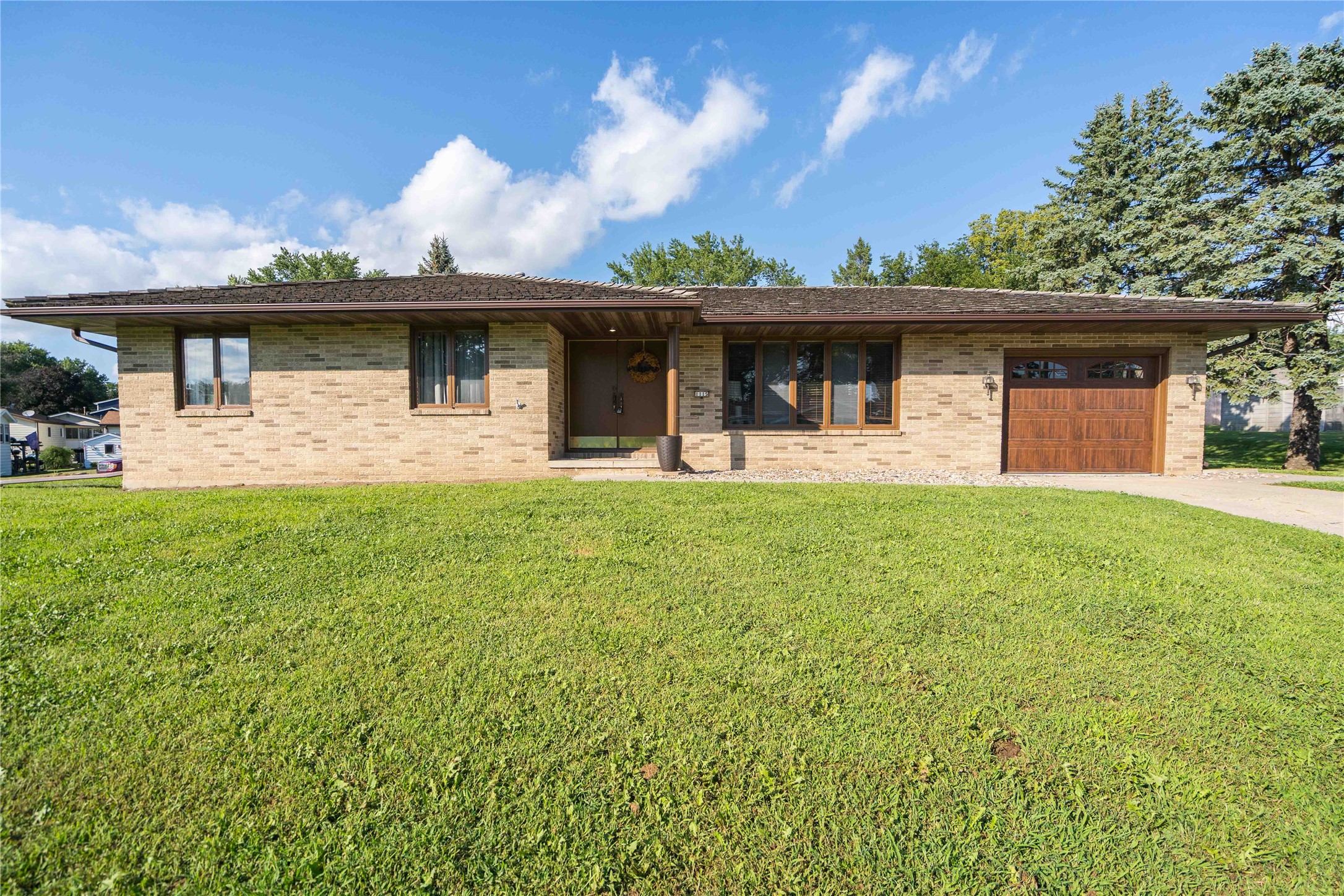 1115 Pleasant Street