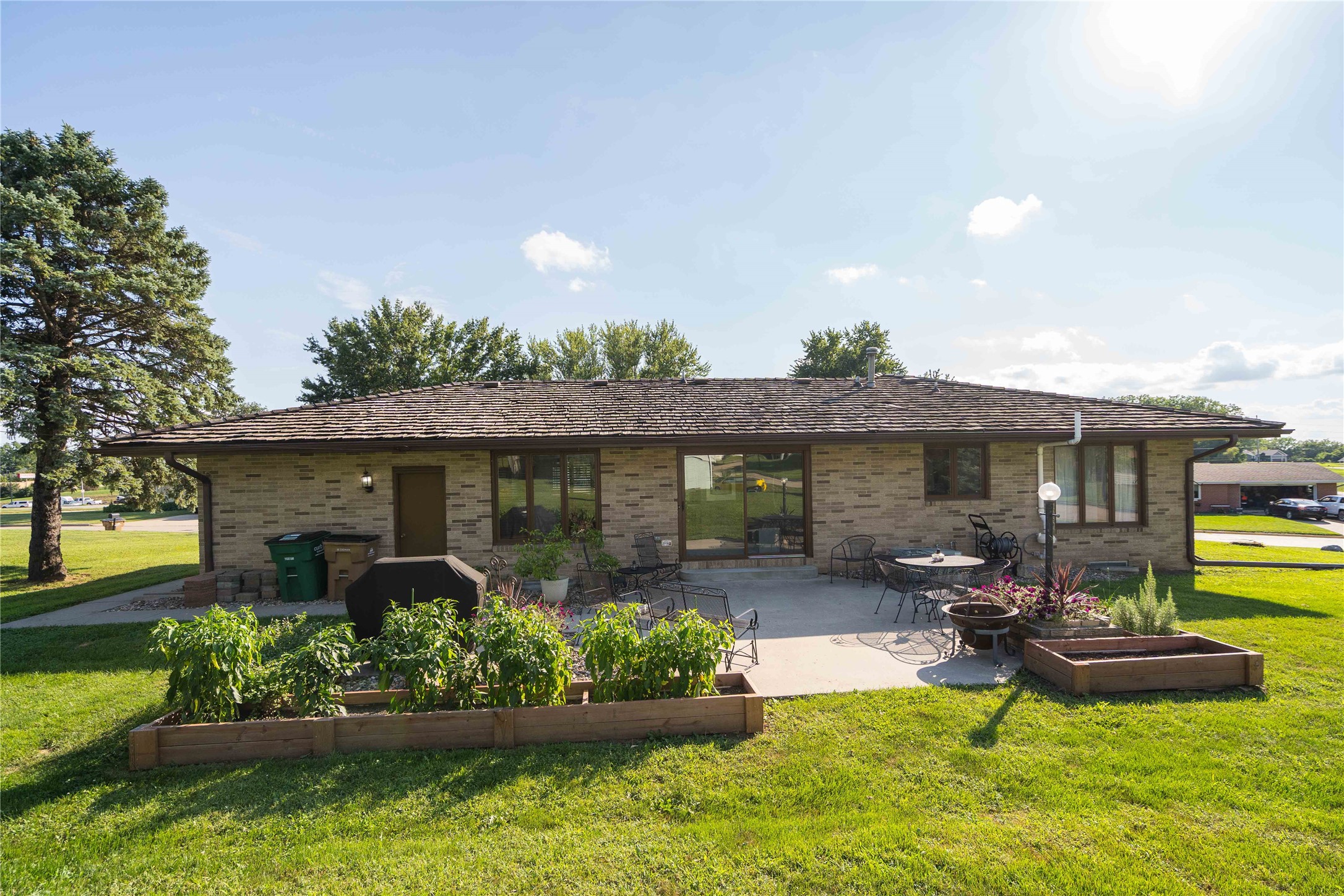 1115 Pleasant Street