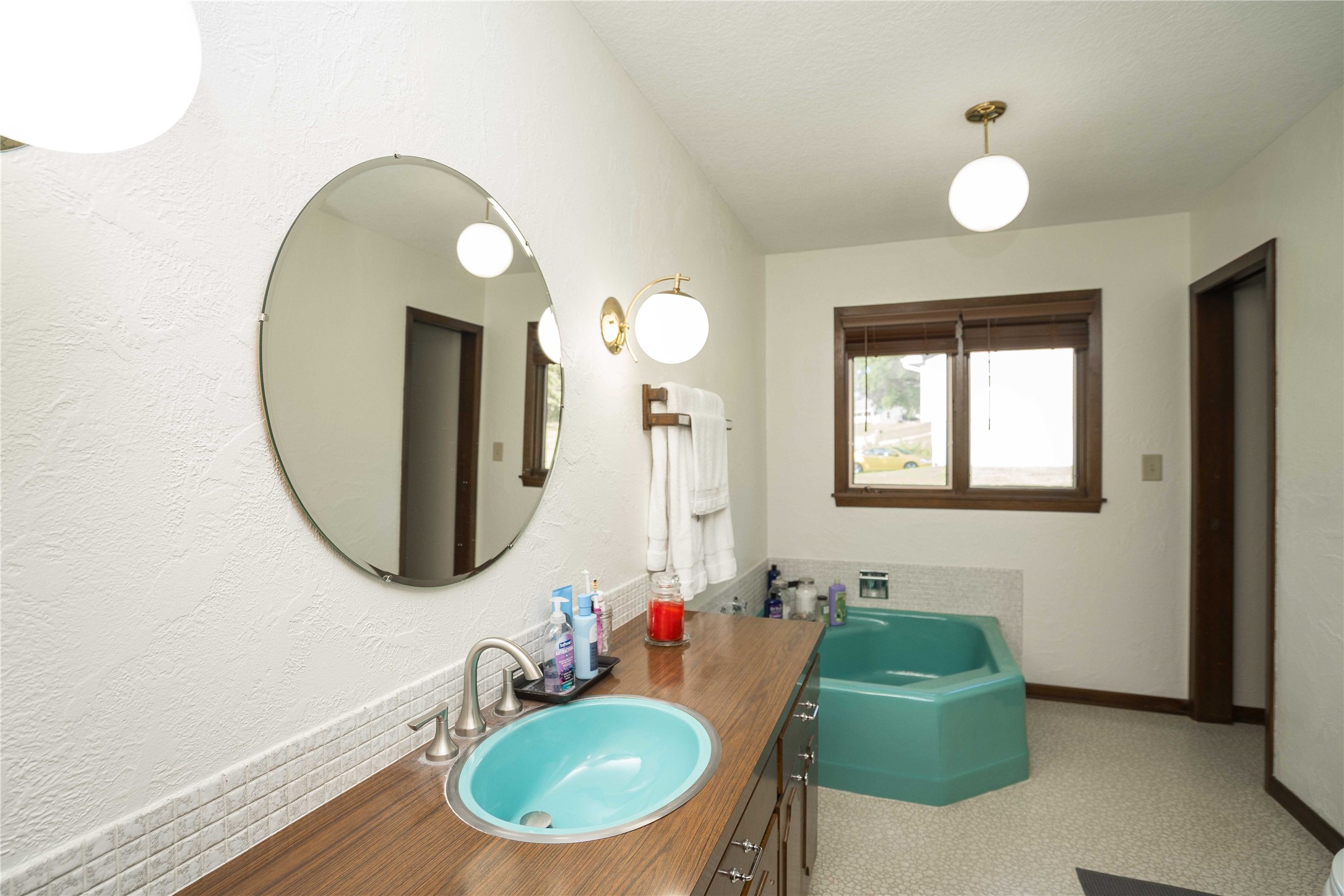 1115 Pleasant Street