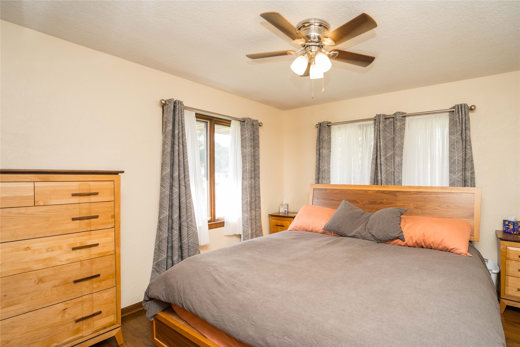 1115 Pleasant Street