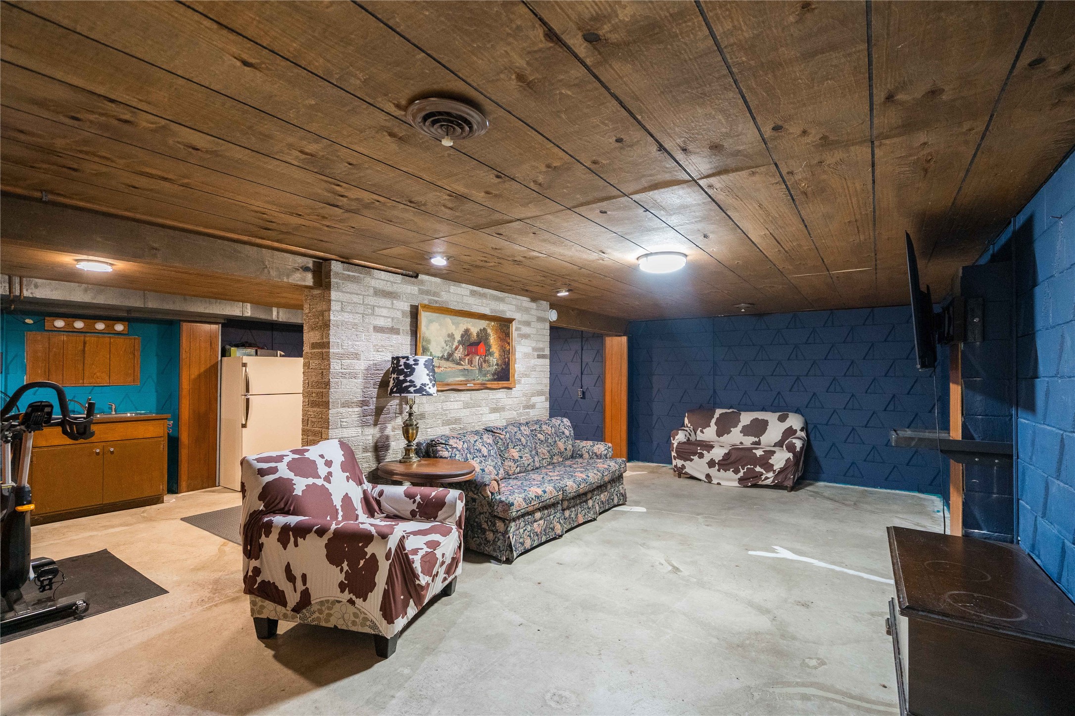 1115 Pleasant Street