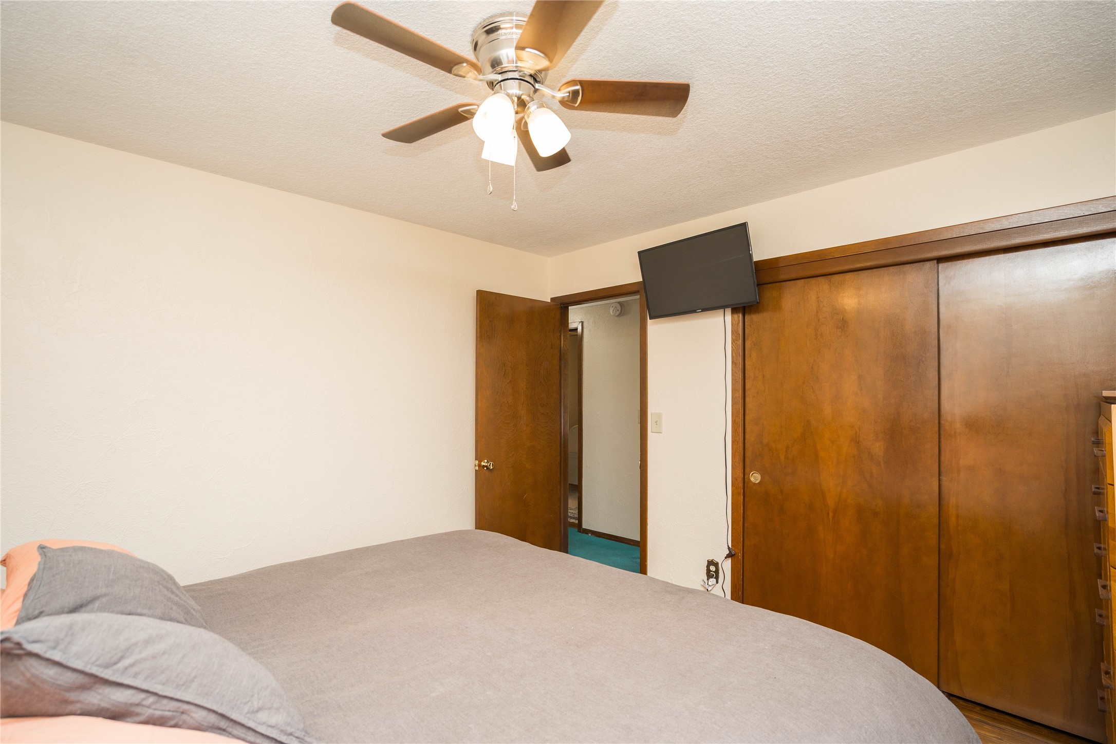 1115 Pleasant Street