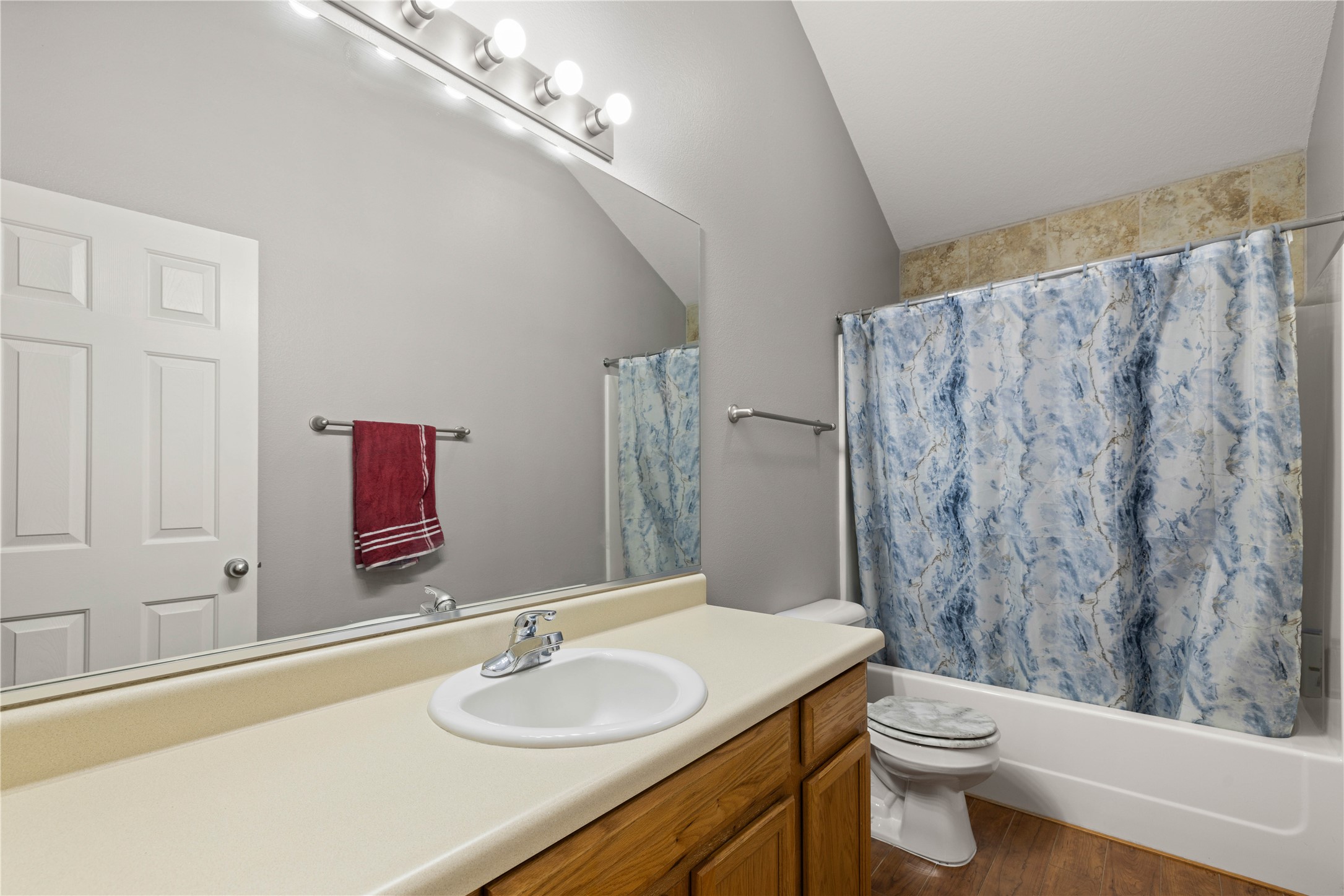 1113 SE Village View Lane