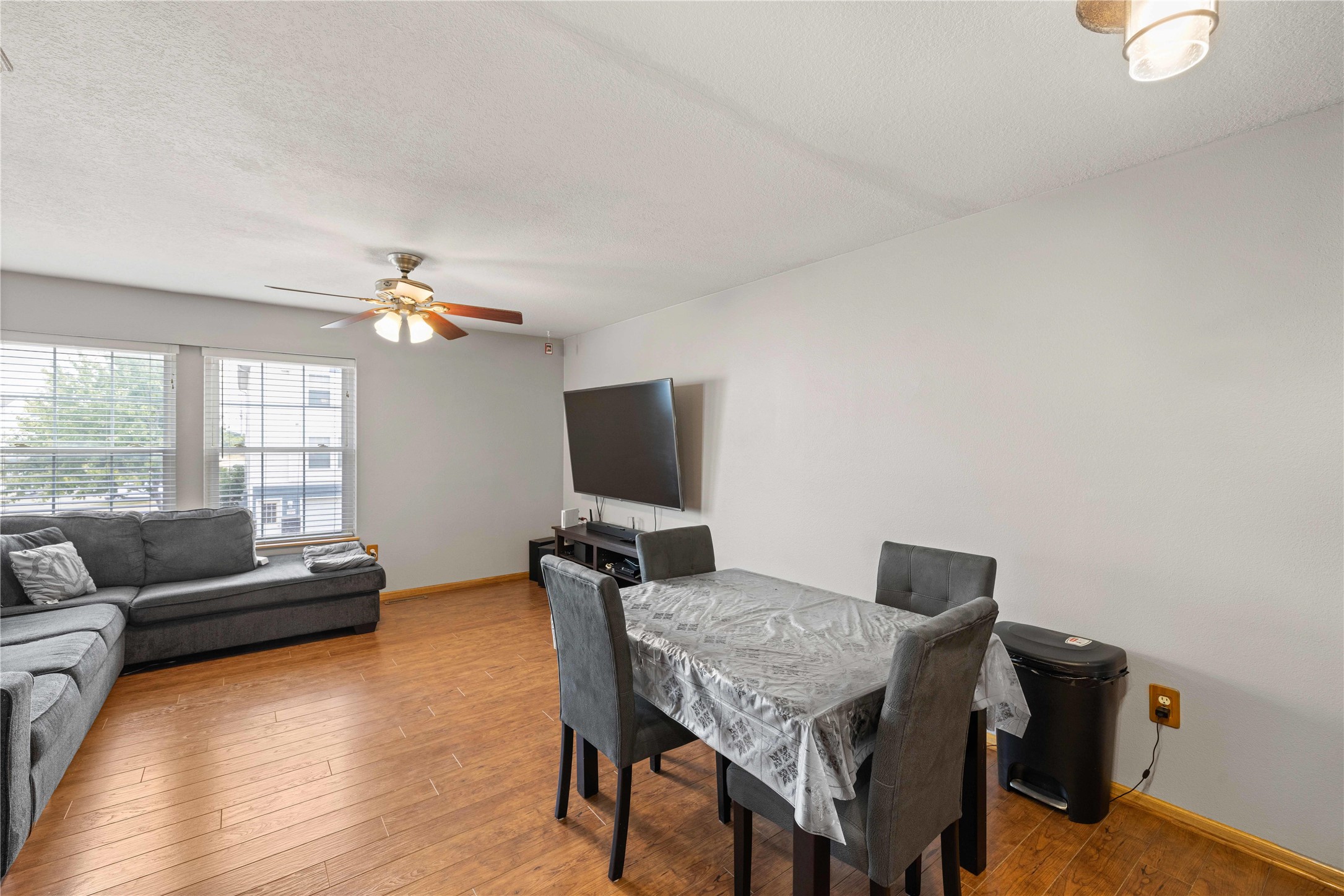 1113 SE Village View Lane