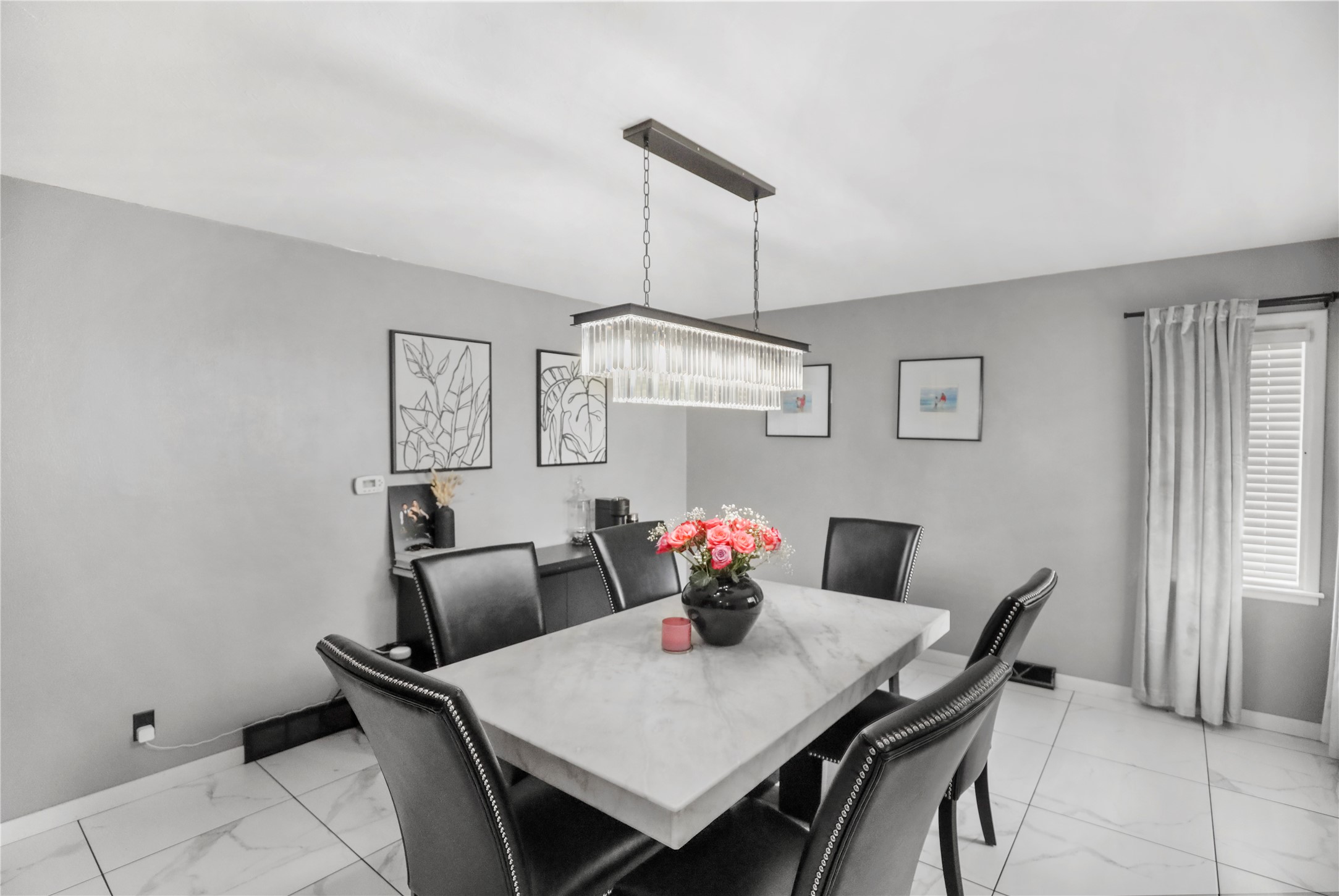 4006 E Garden Avenue