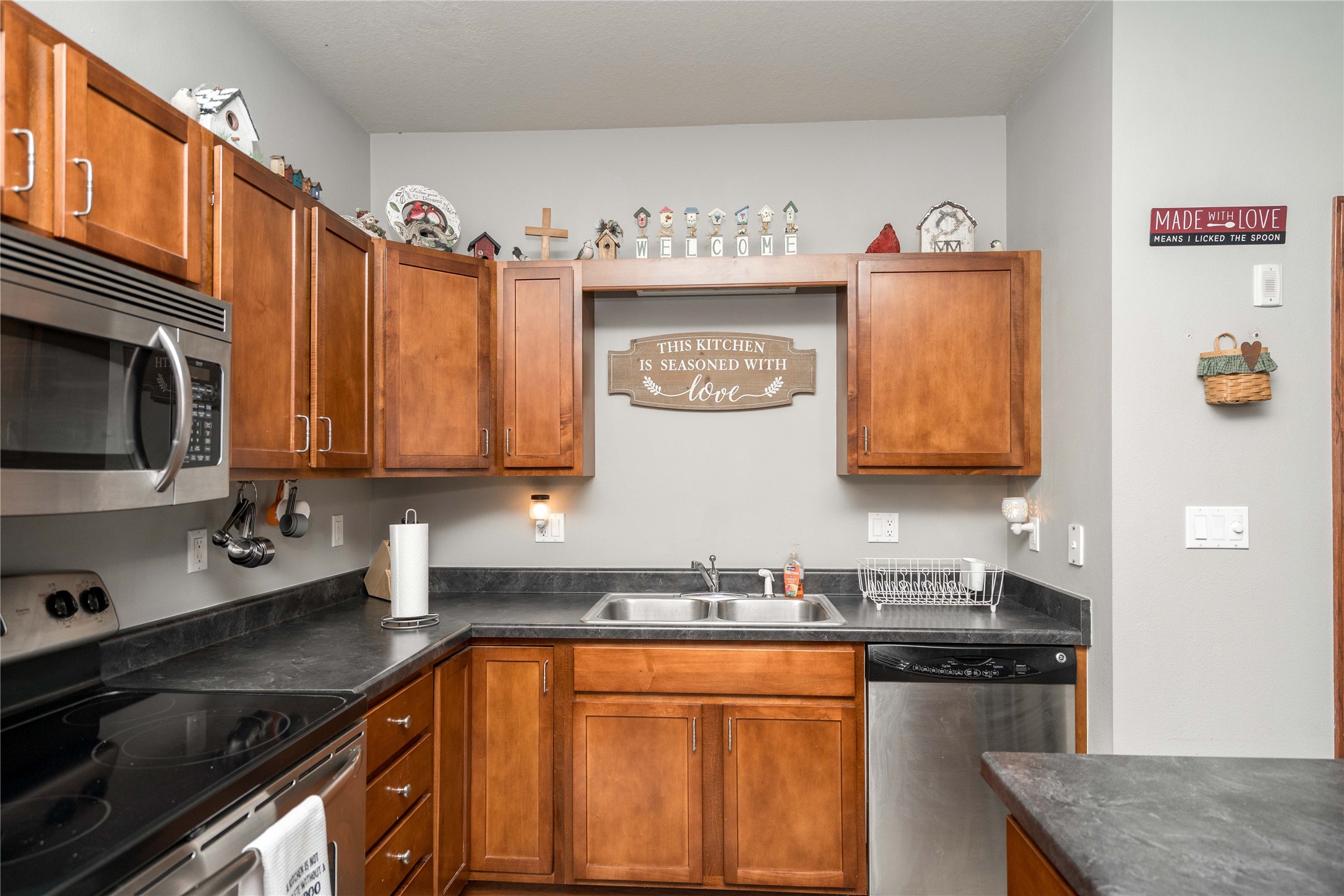 4503 Twain Circle 101