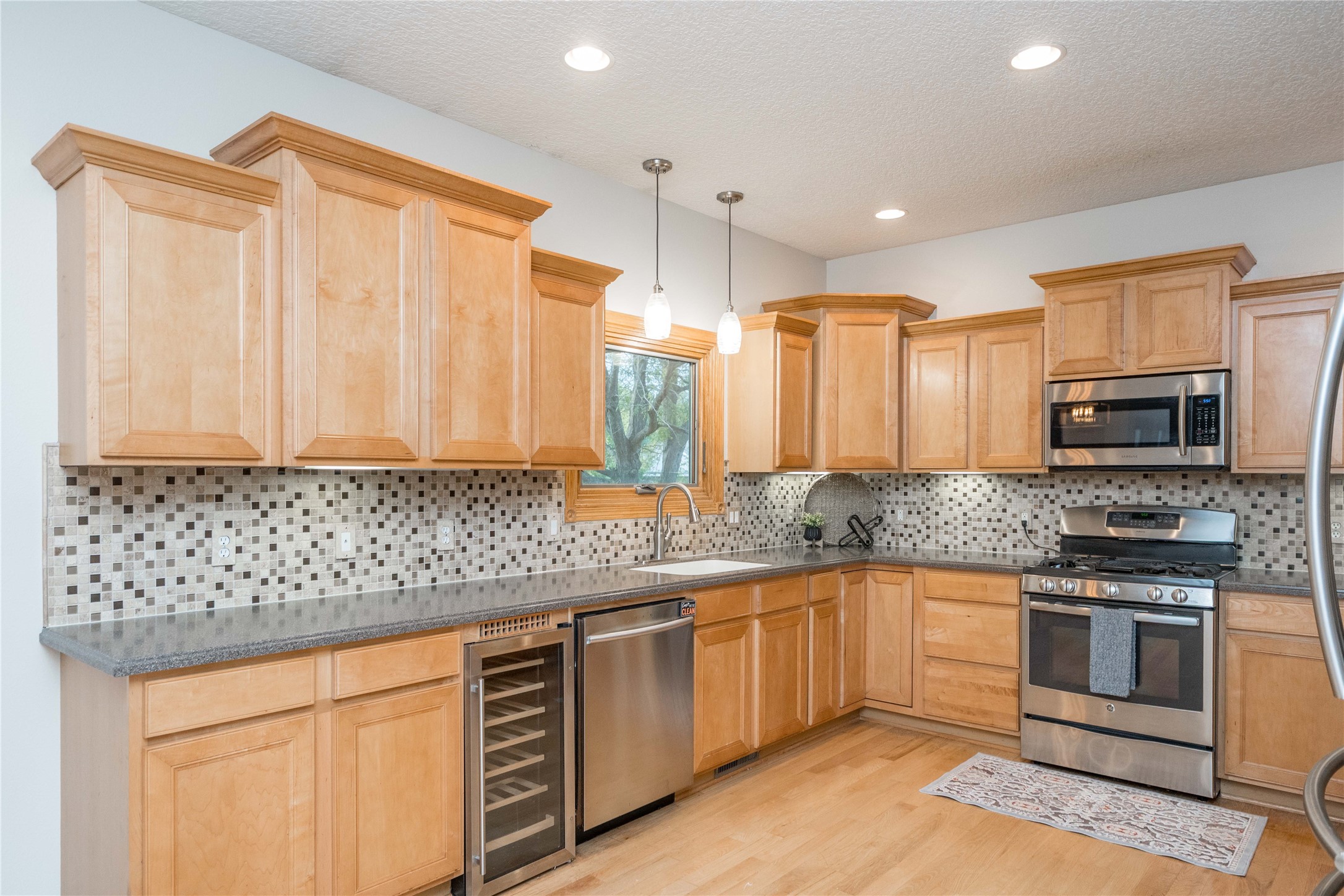 3904 153rd Street