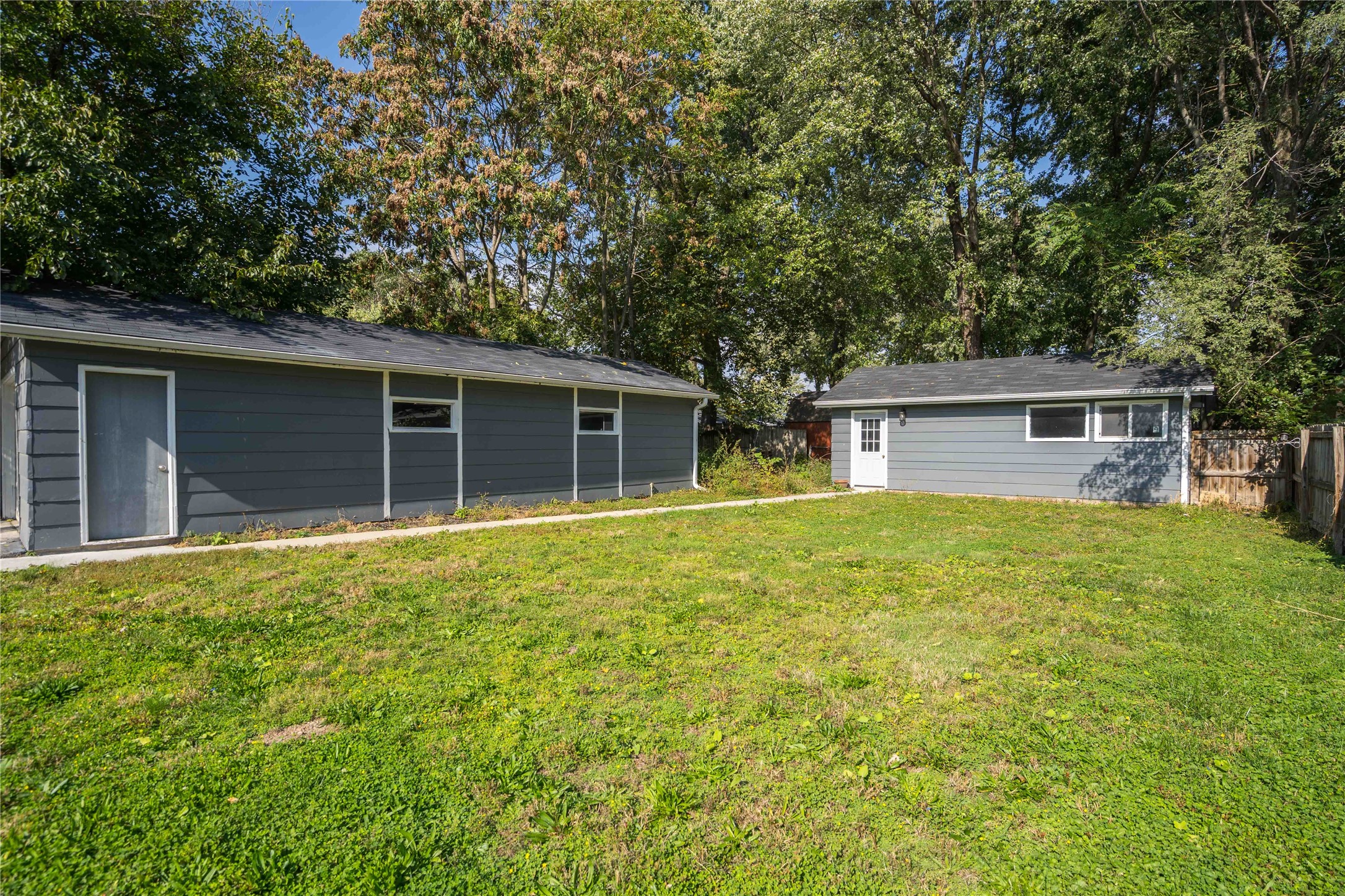 1223 Emma Avenue