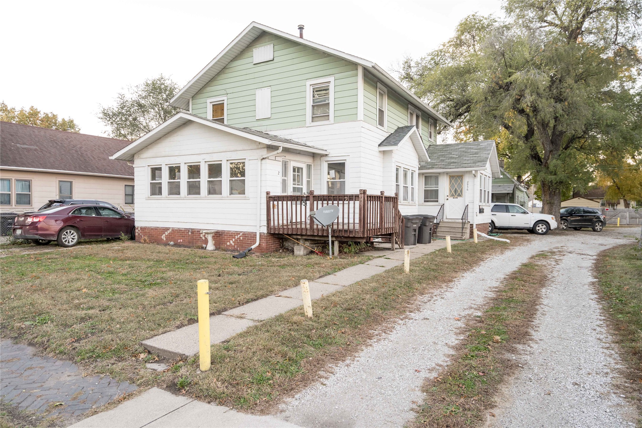 2936 E Walnut Street