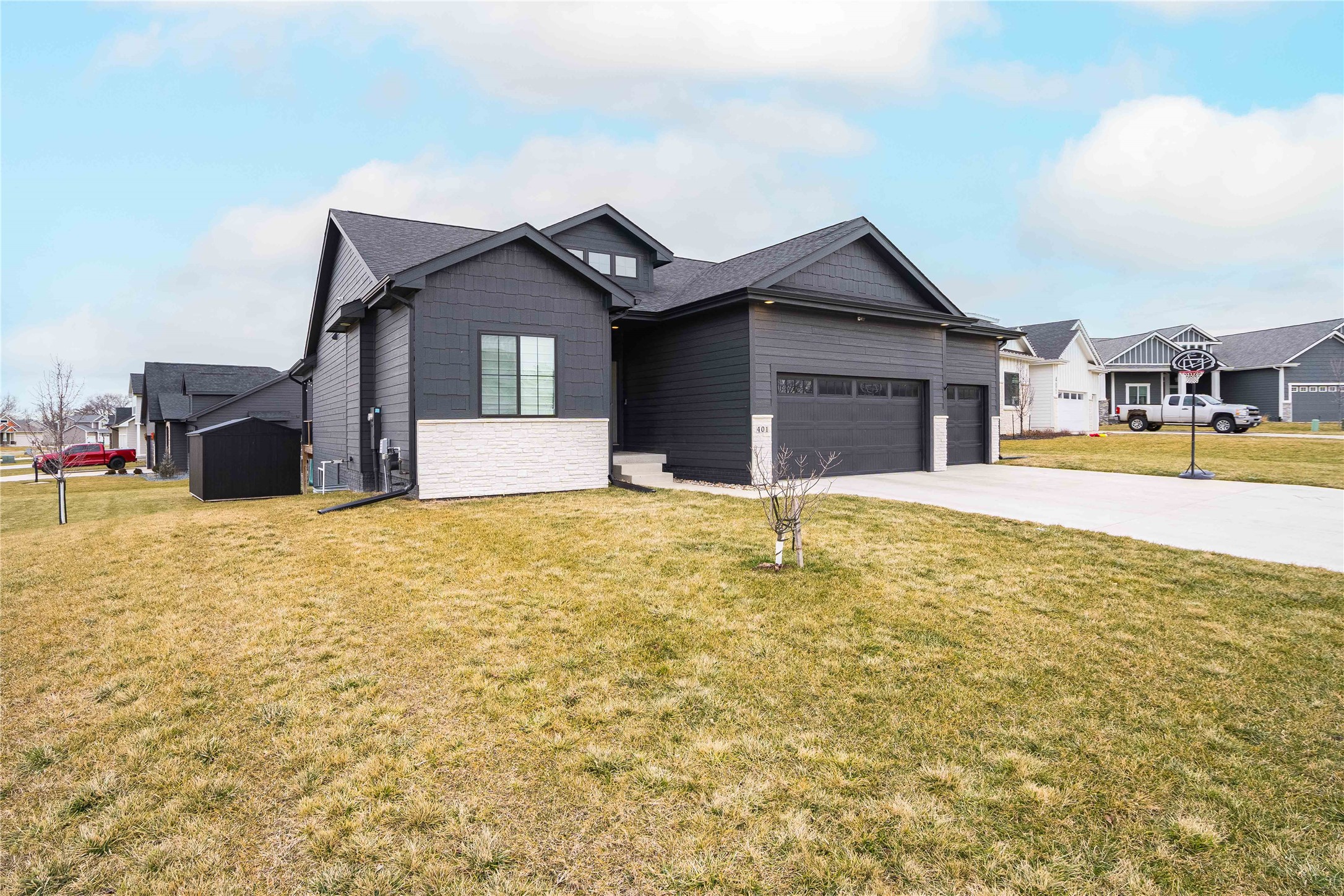 401 Oakford Lane