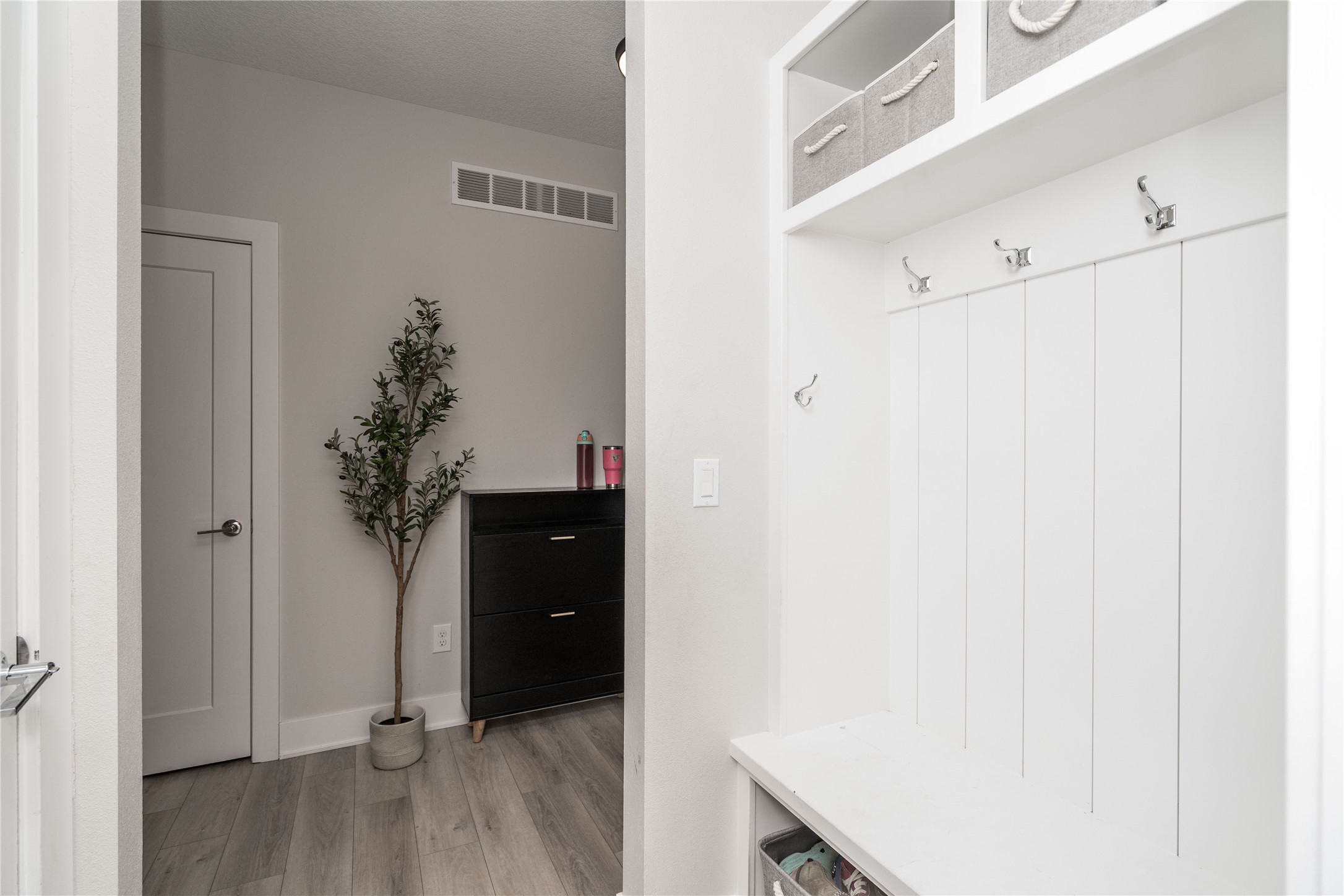 401 Oakford Lane