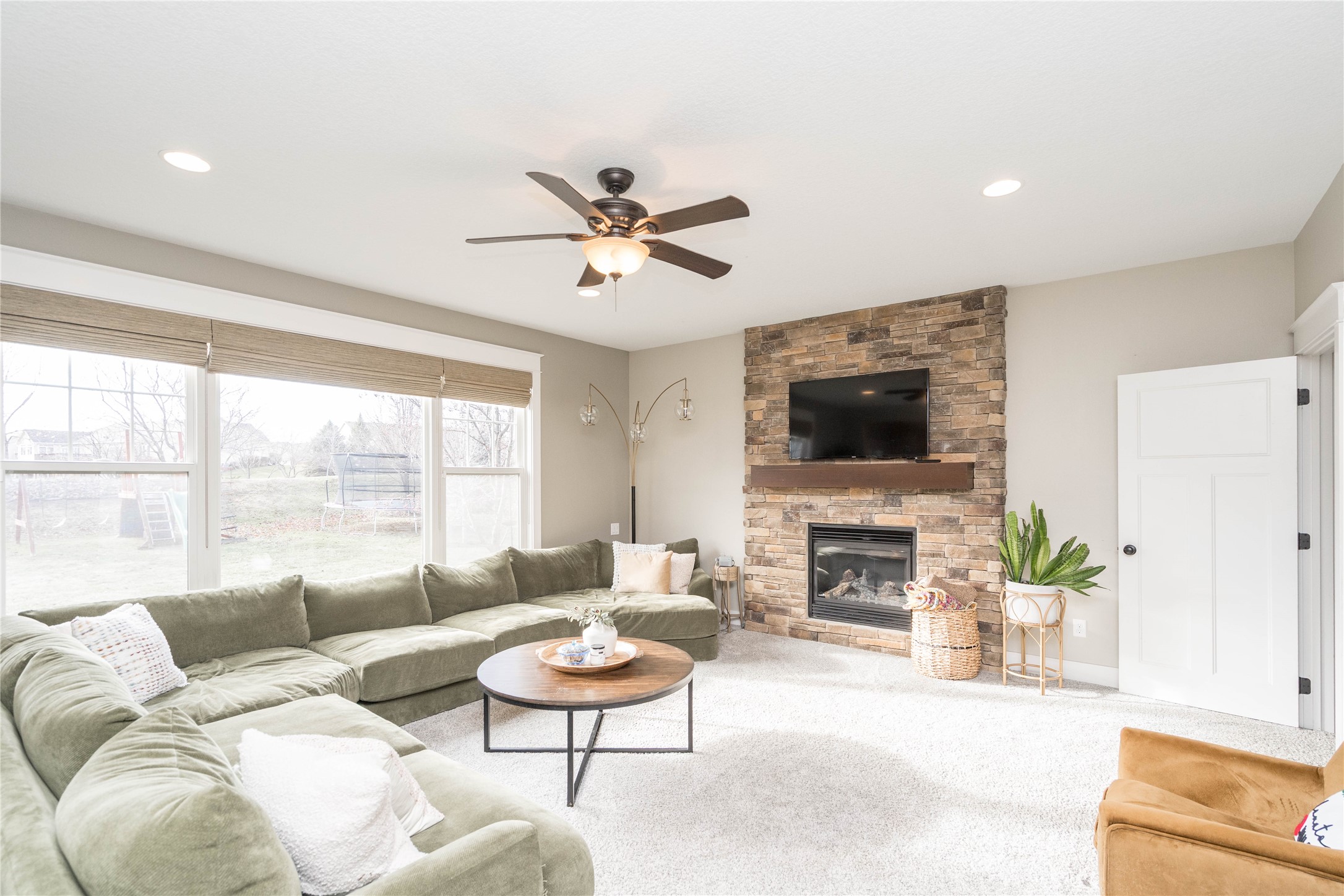 15008 Madison Avenue