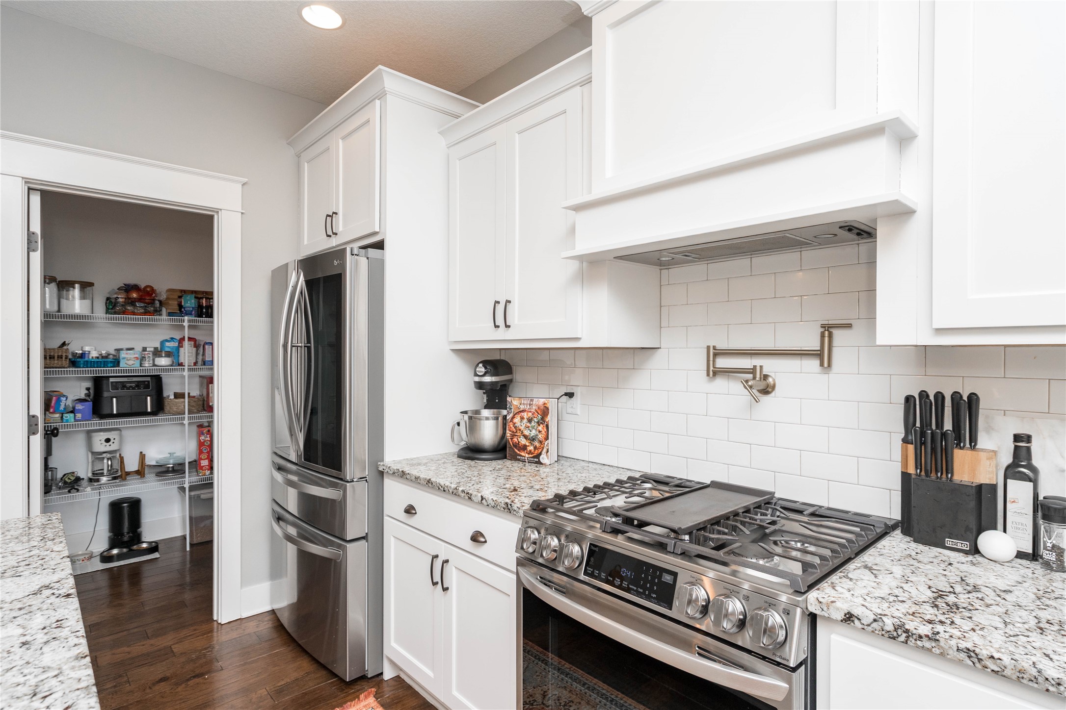 15008 Madison Avenue